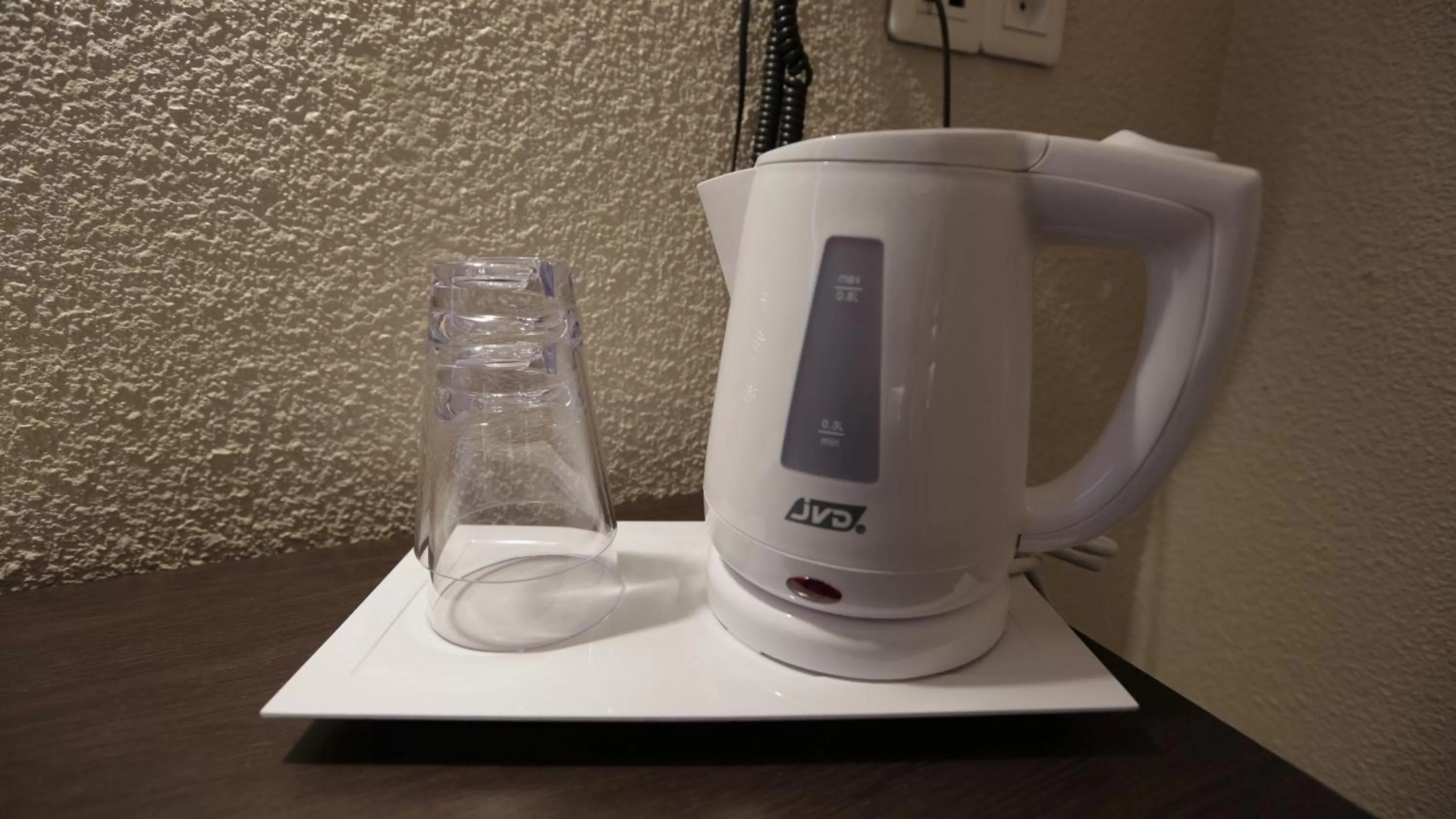 Coffee/tea facilities in Hôtel Au Petit Caporal