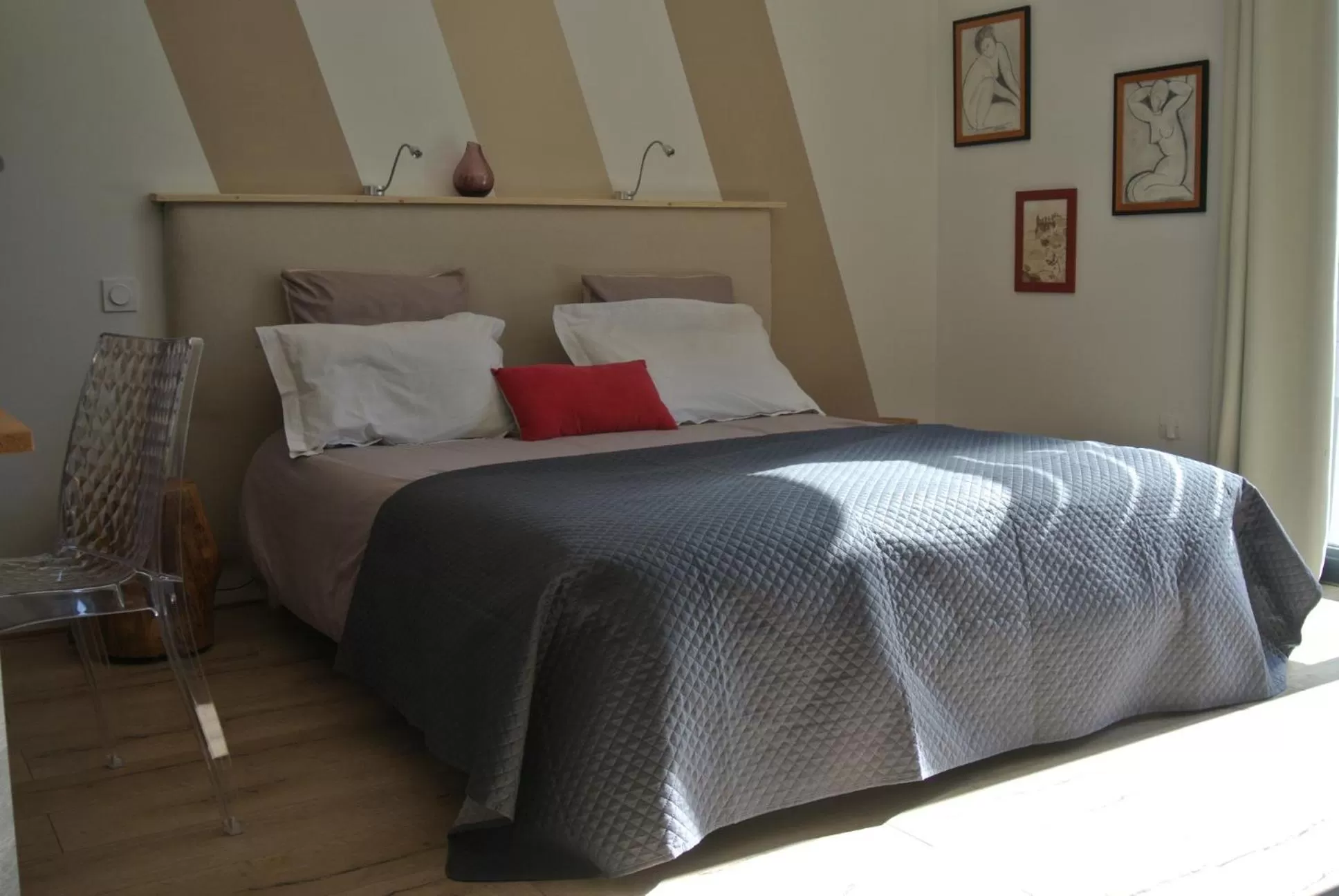 Bed in CARPE DIEM Résidence Hôtelière