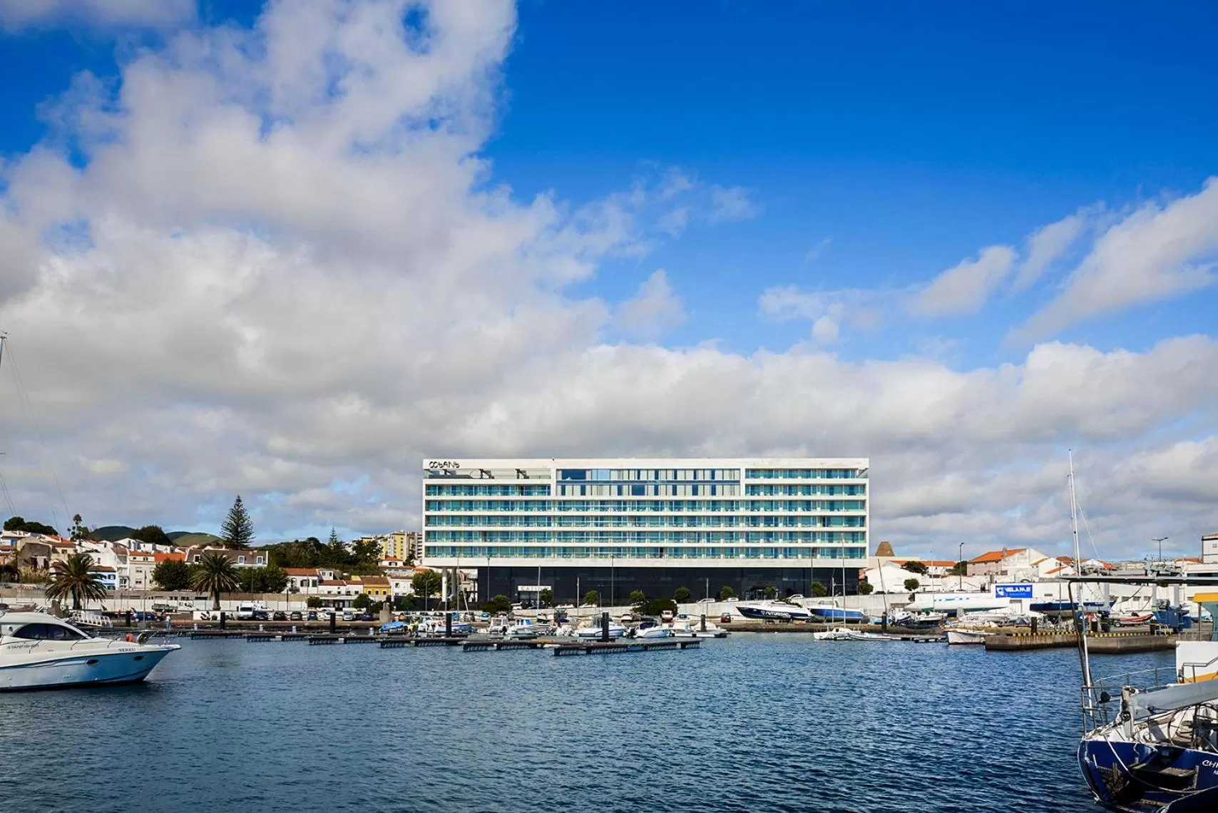 Property building in Octant Ponta Delgada