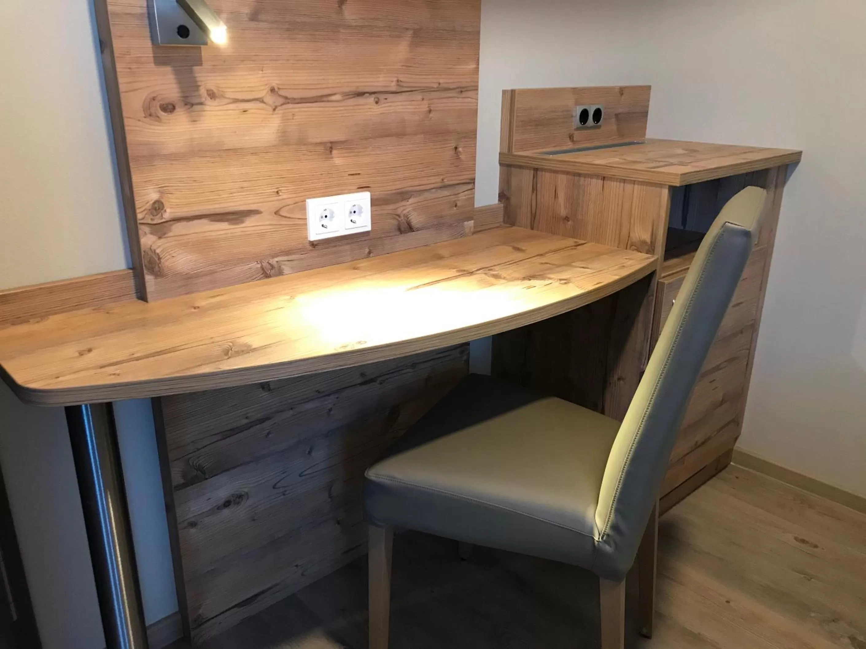 Seating area in Hotel-Gasthof Neue Post