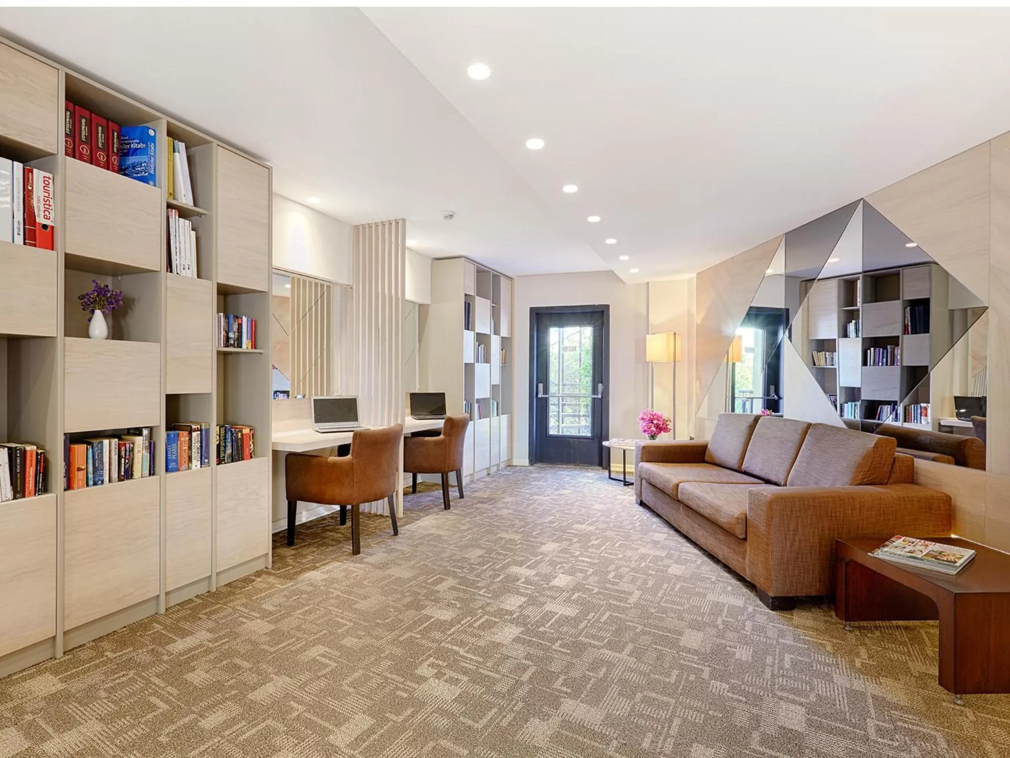 Library in Pırıl Hotel Thermal&Beauty SPA