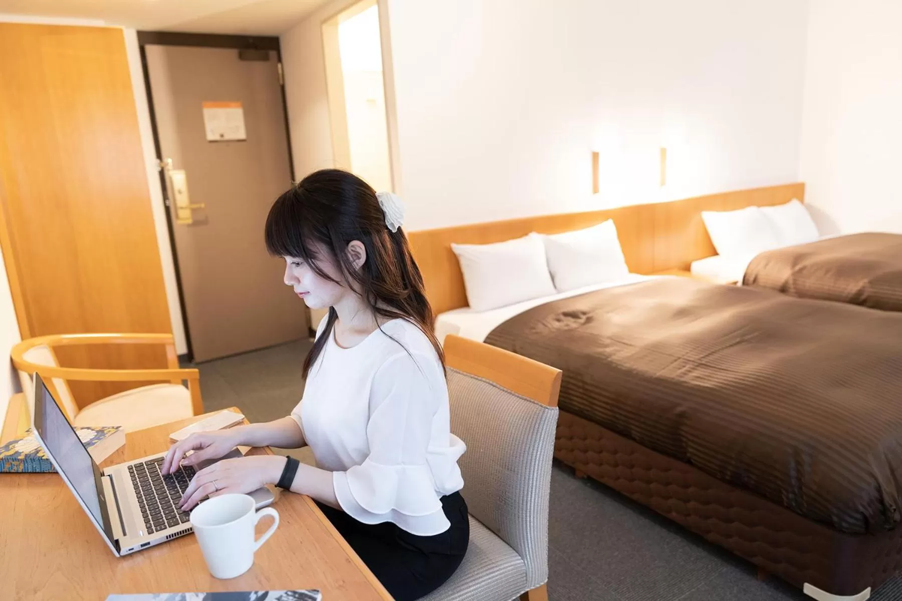 Photo of the whole room, Bed in The OneFive Osaka Sakaisuji