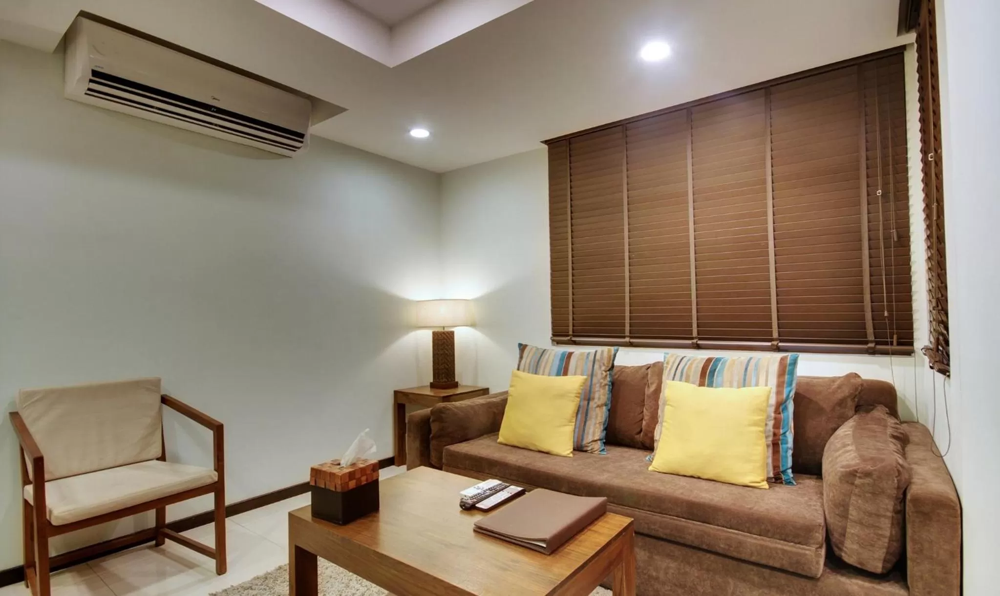 Living room in The Somerset Hotel