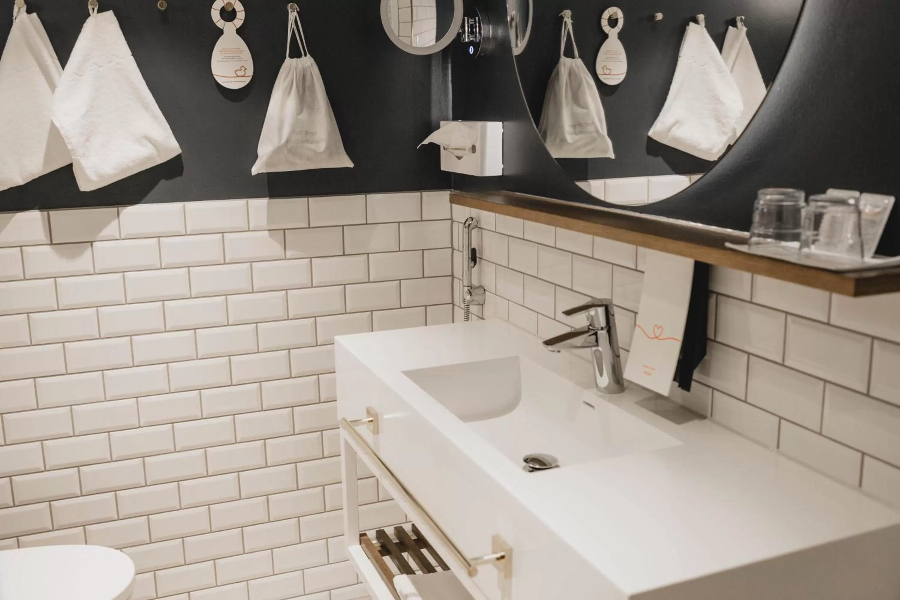 Bathroom in Original Sokos Hotel Vaakuna Seinäjoki