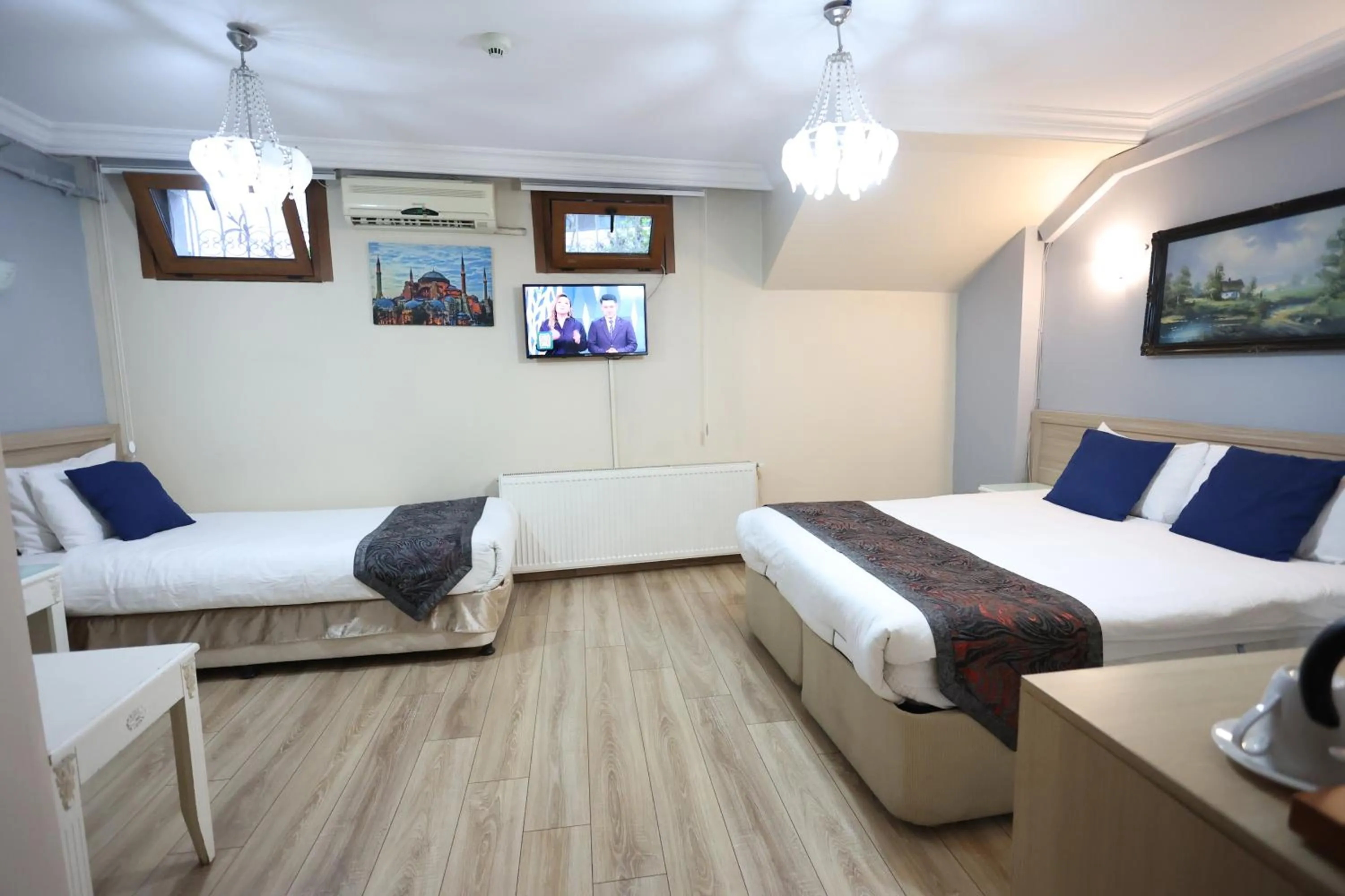 TV and multimedia, Bed in Arven Hotel