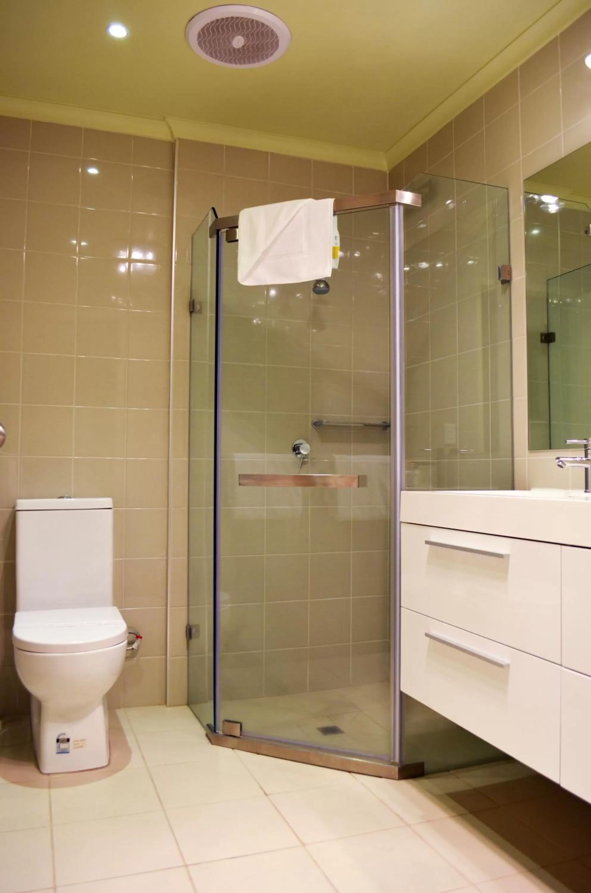 Bathroom in Best Western Plus Buckingham International