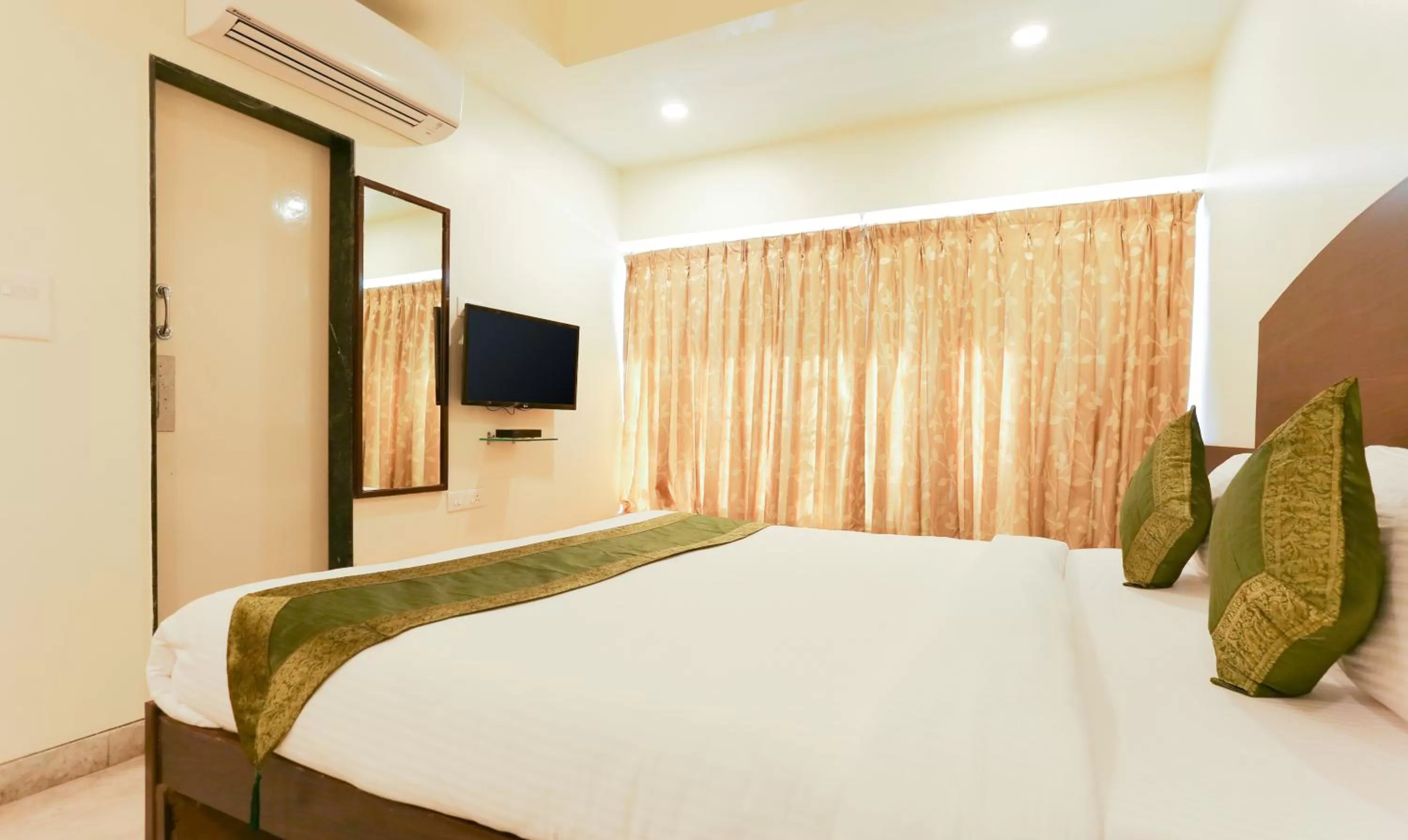 TV and multimedia, Bed in Itsy Hotels Hill View Ex