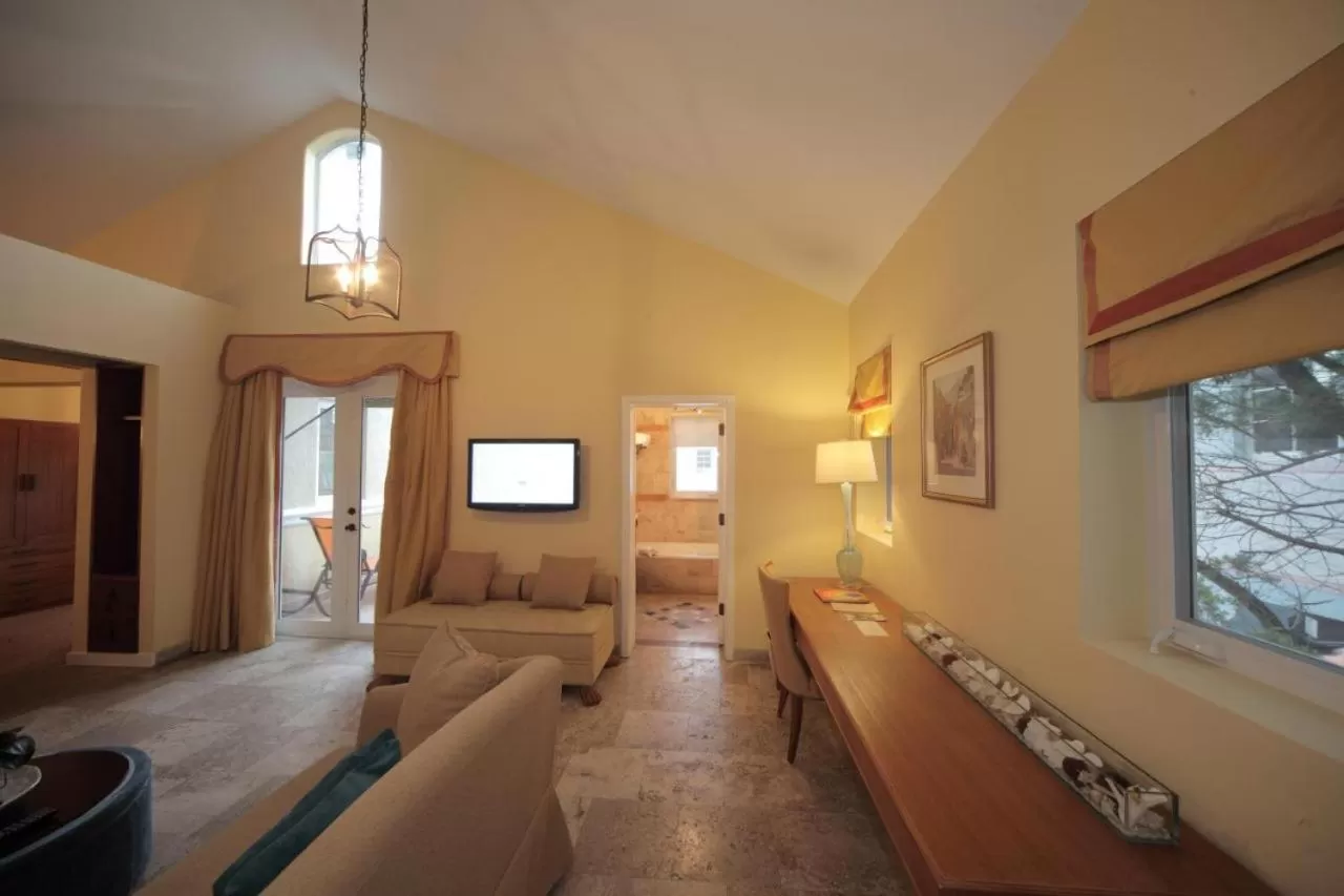 Seating Area in Hotel Impala by LuxUrban