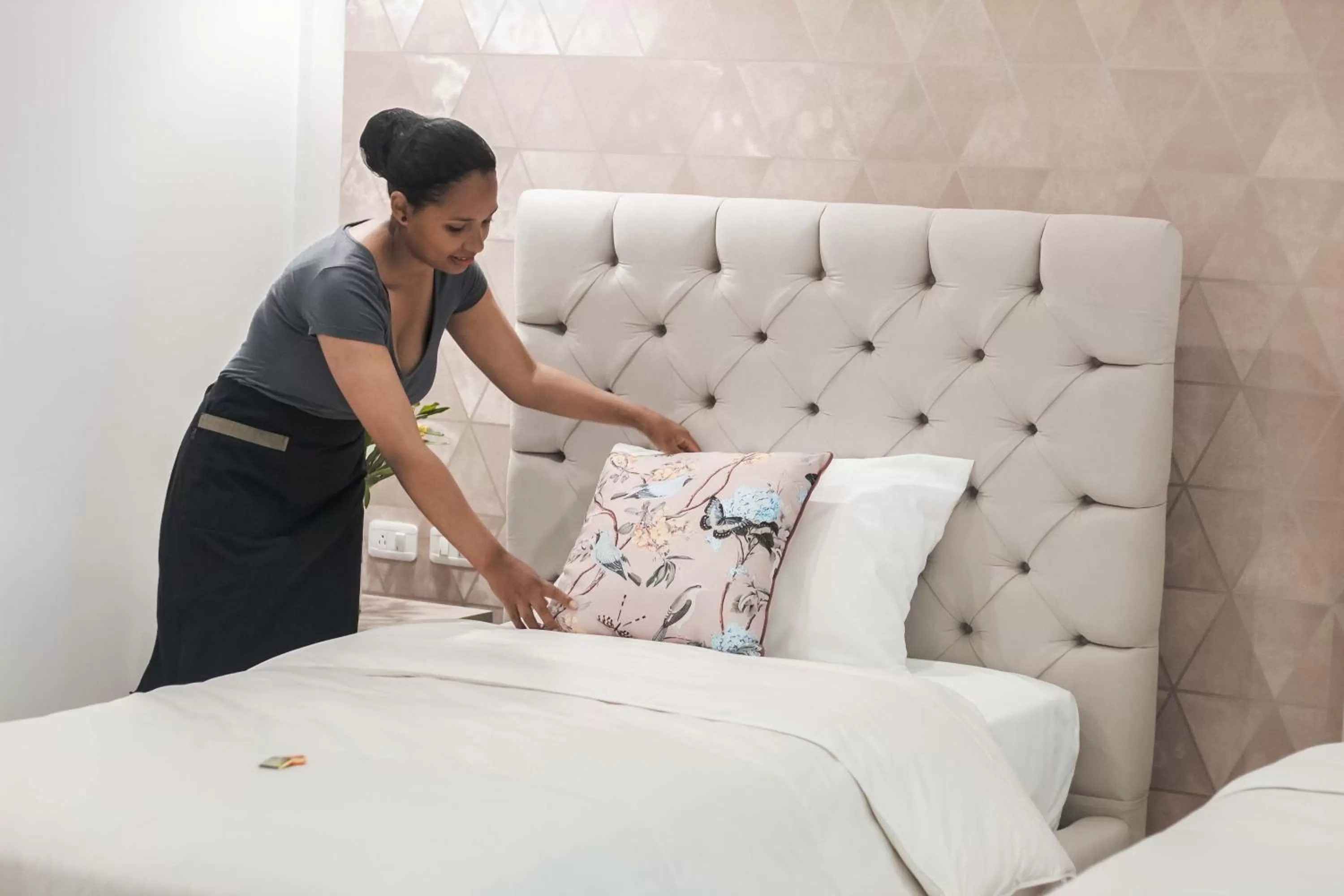 Staff, Bed in Adamas House Hotel Boutique