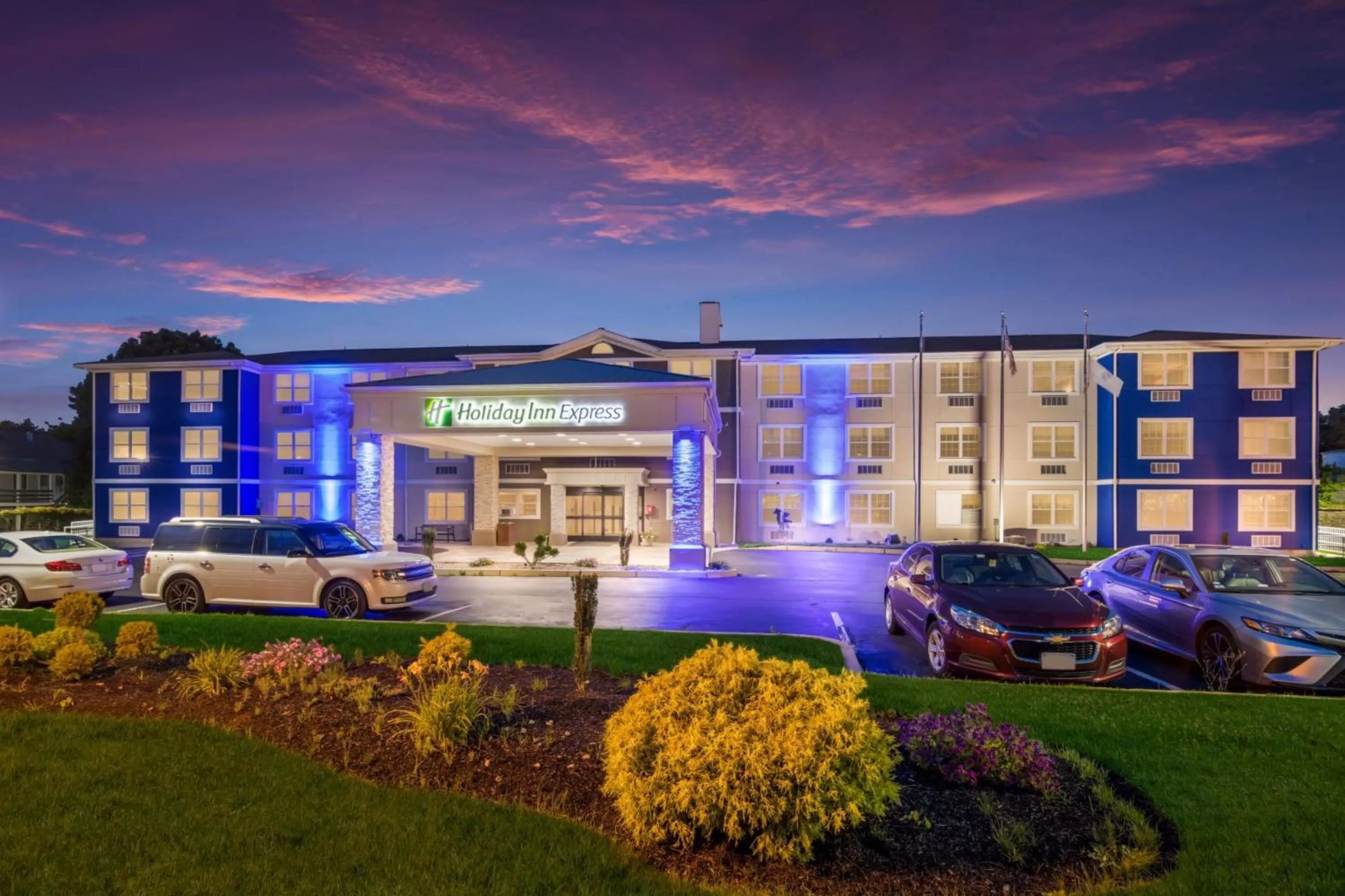 Property building in Holiday Inn Express - Plymouth by IHG