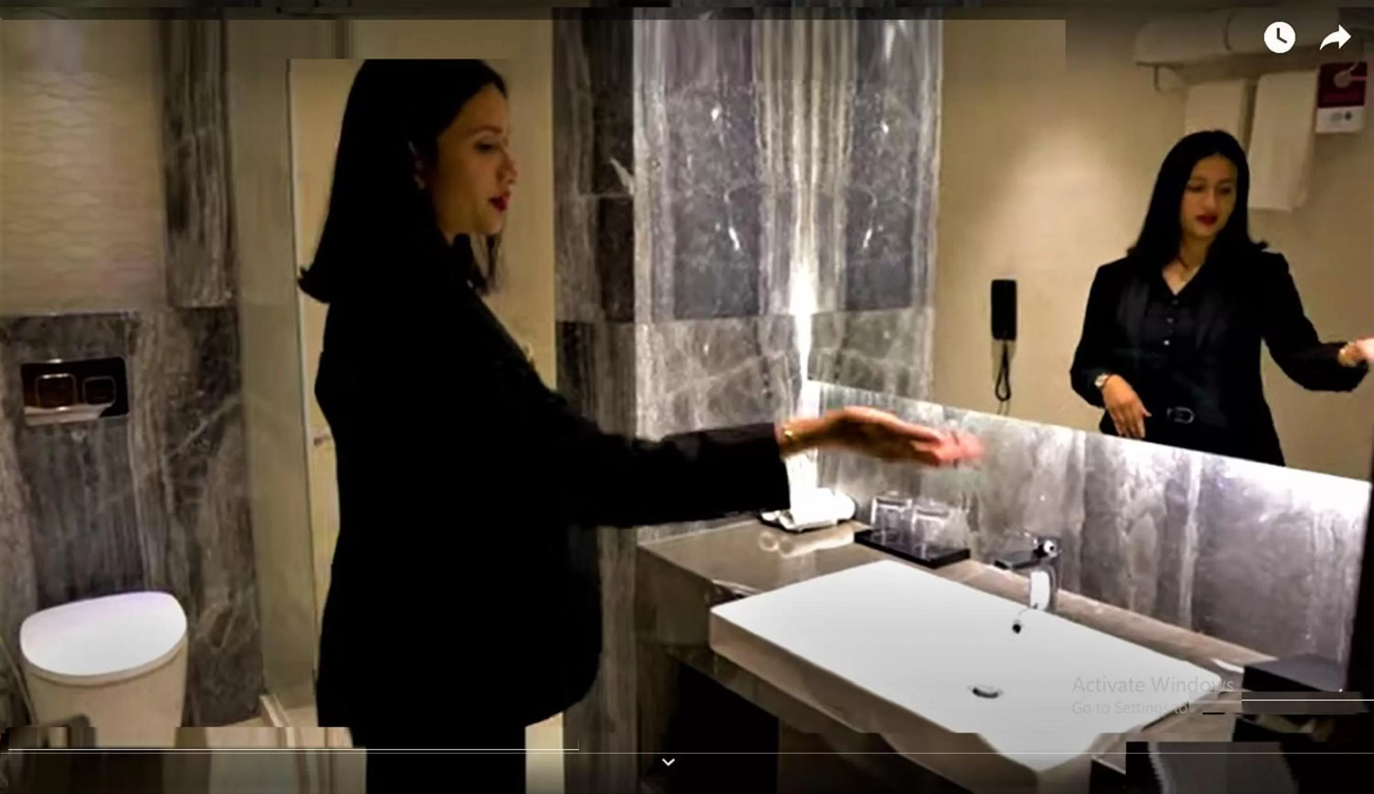 Bathroom in Best Western PLUS Runway