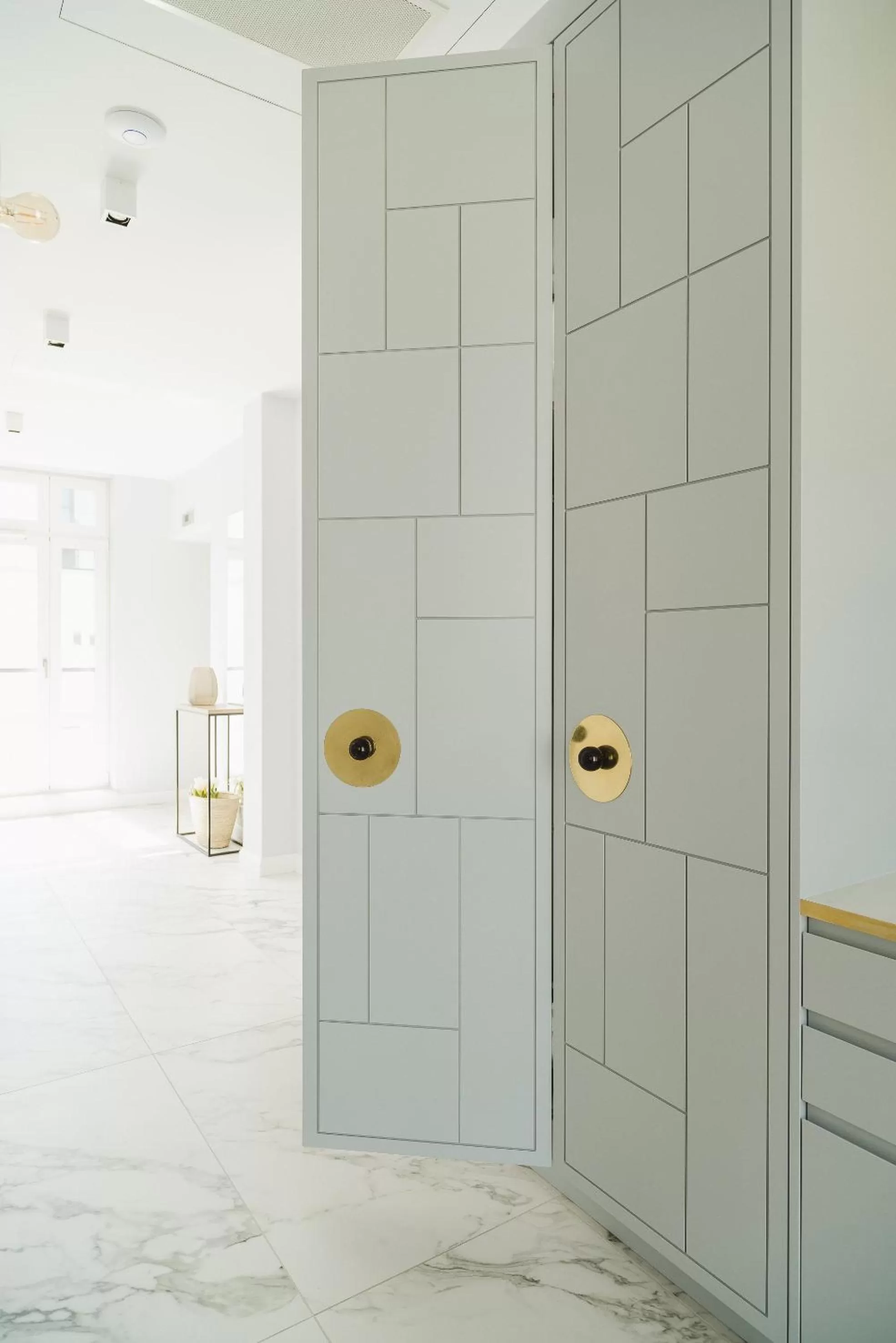 Other in No.4 Residence