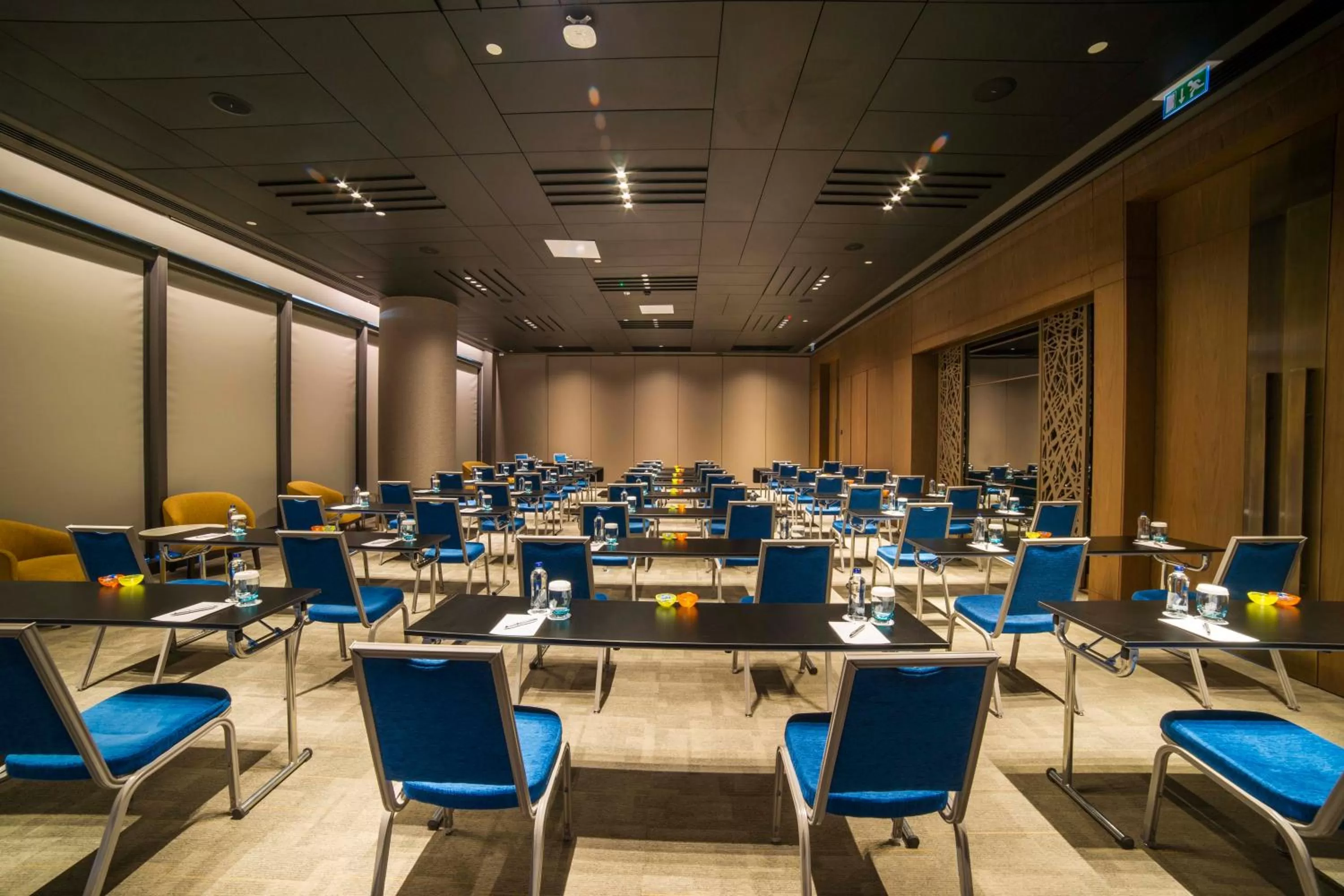 Food and drinks in Radisson Collection Hotel, Vadistanbul