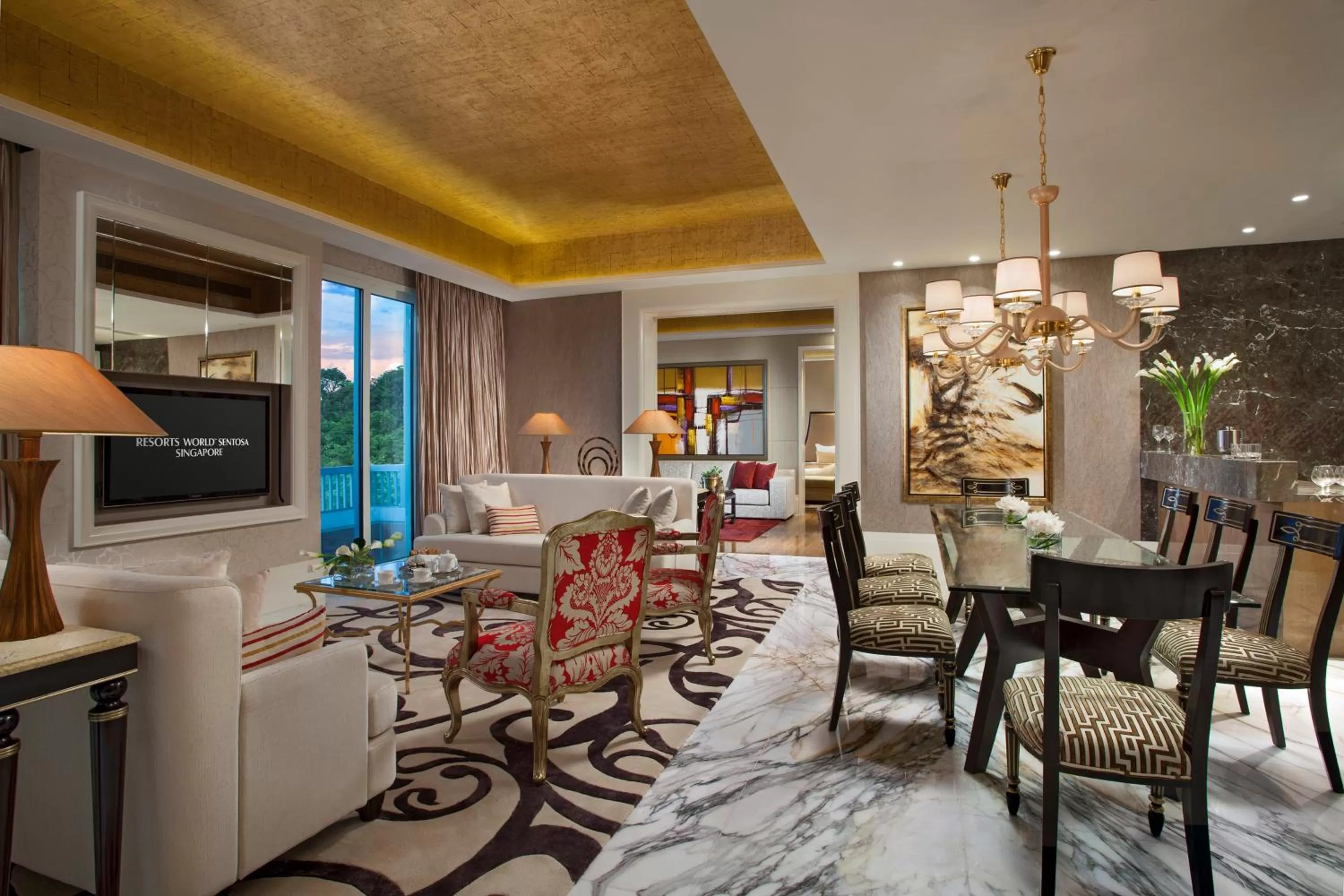 Resorts World Sentosa - Hotel Michael