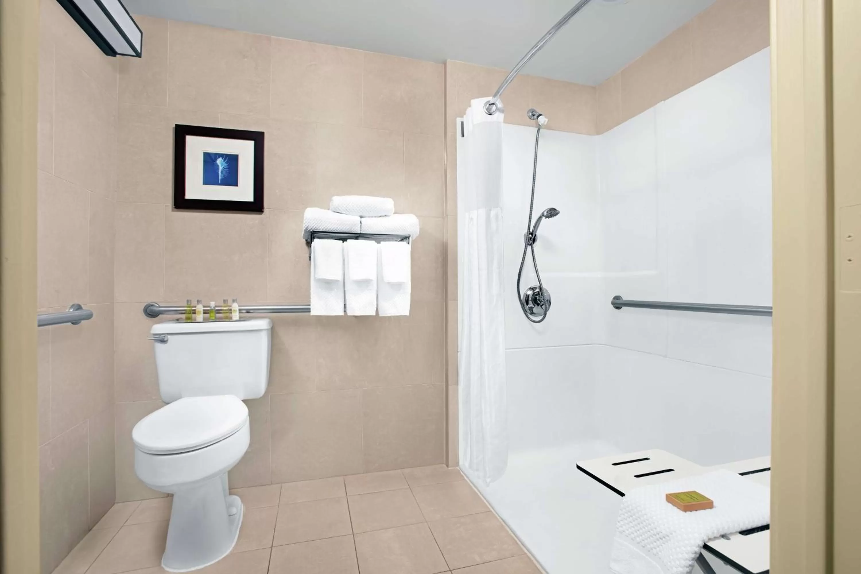 Bathroom in DoubleTree by Hilton Hotel Miami Airport & Convention Center