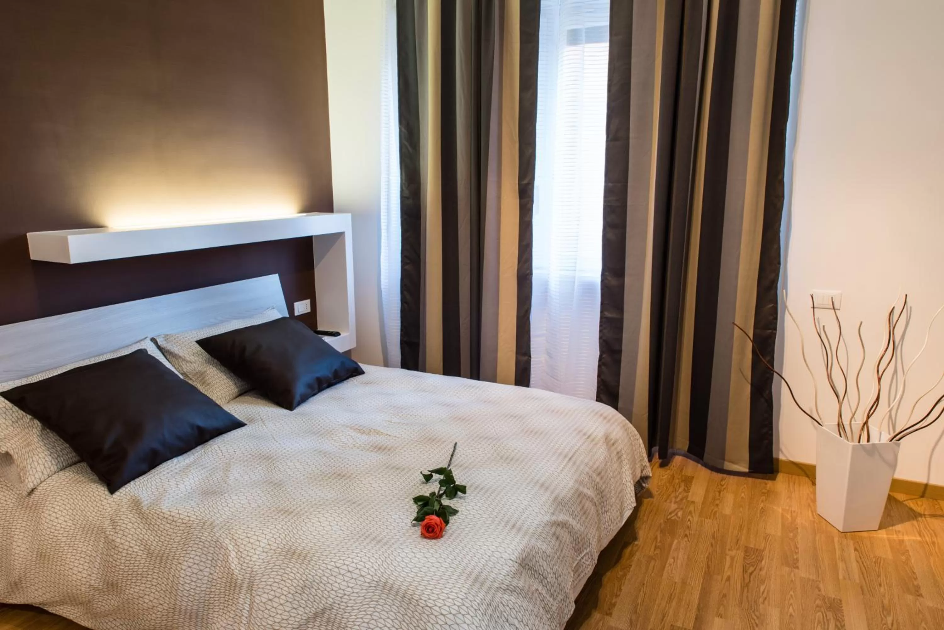 Bed in Mirabilia Urbis Roma