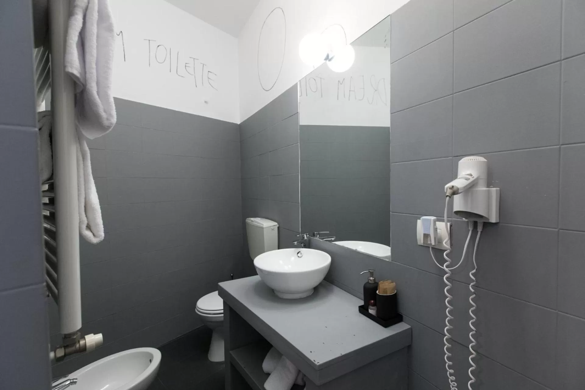 Shower in Boutique Hotel Novecento