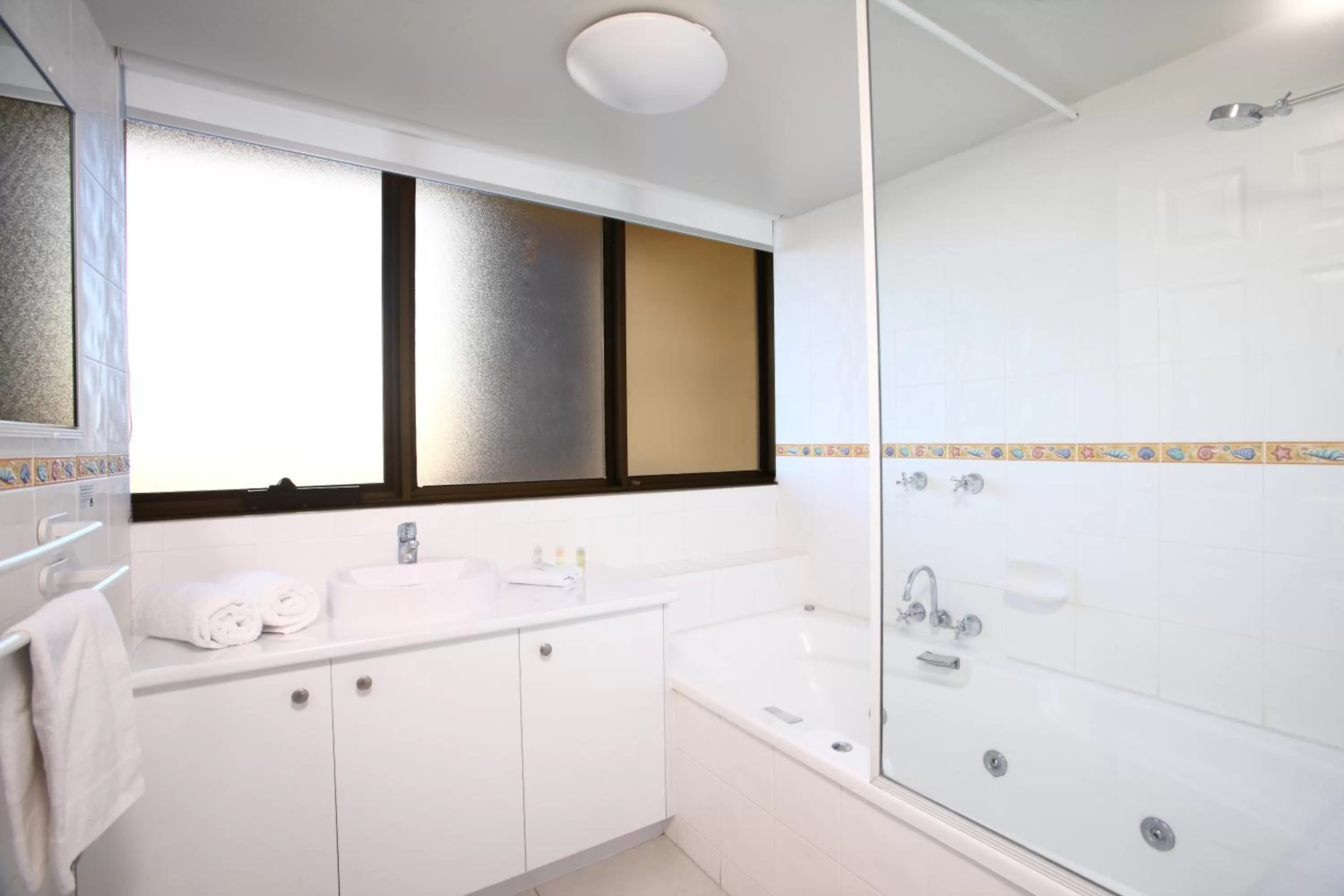 Shower in Gemini Resort