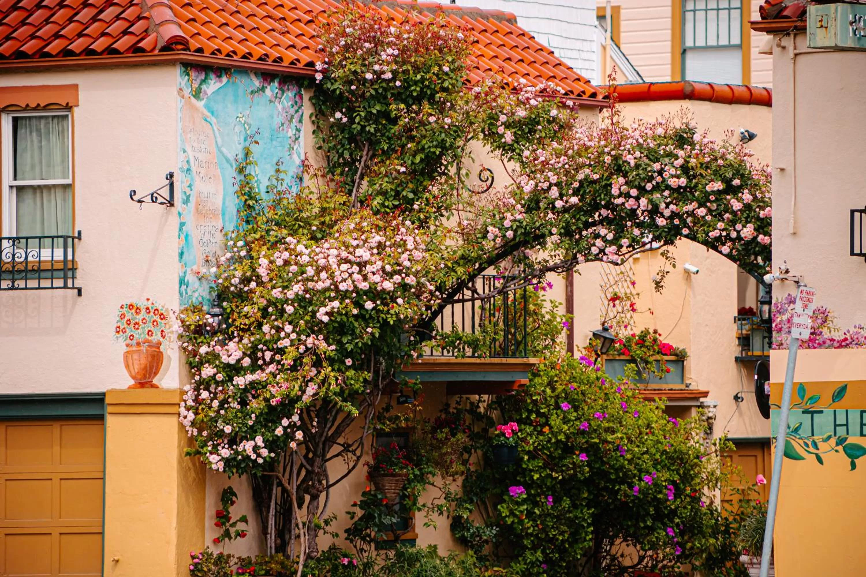 Property building in Marina Motel