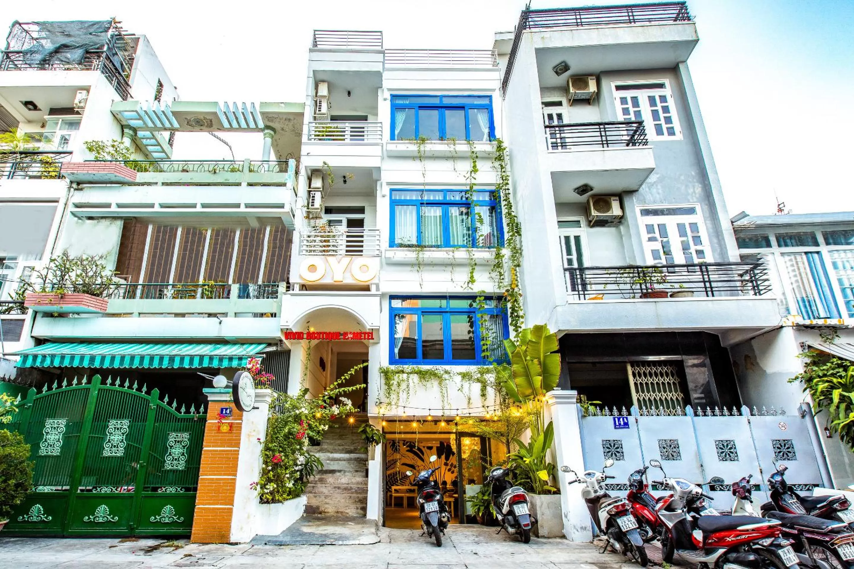 Property building in GIS Hotel Nha Trang & Motorbike Rental