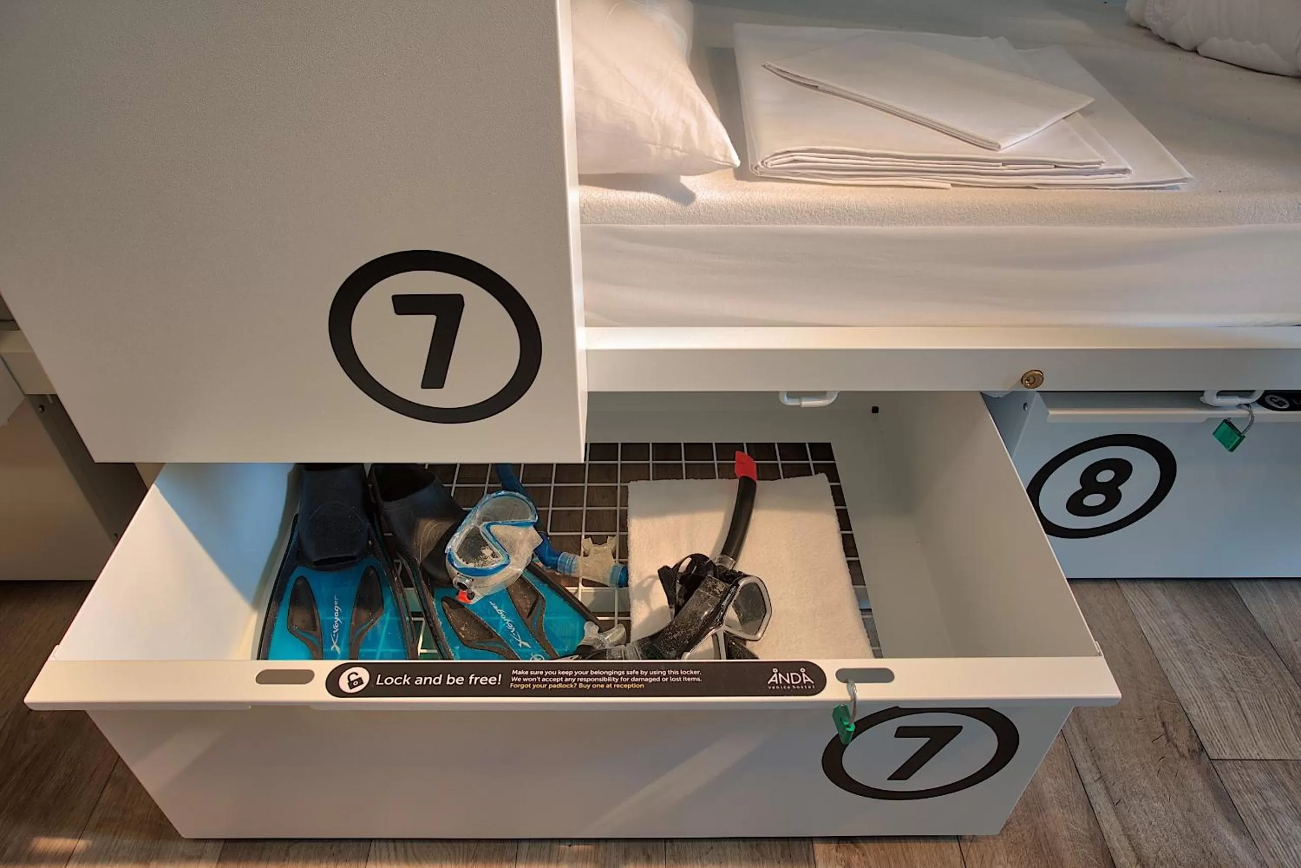 bunk bed in Anda Venice Hostel