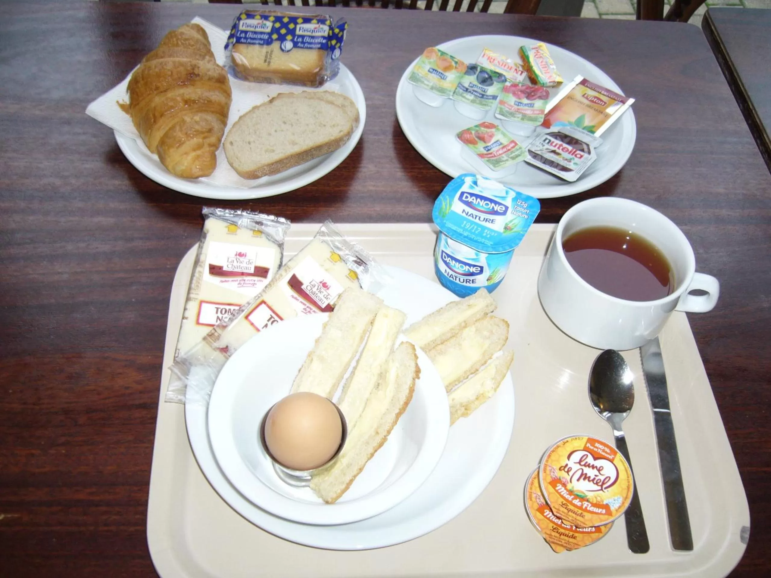 Breakfast in EGG HOTEL - HOTEL LES GENS DE MER Dieppe
