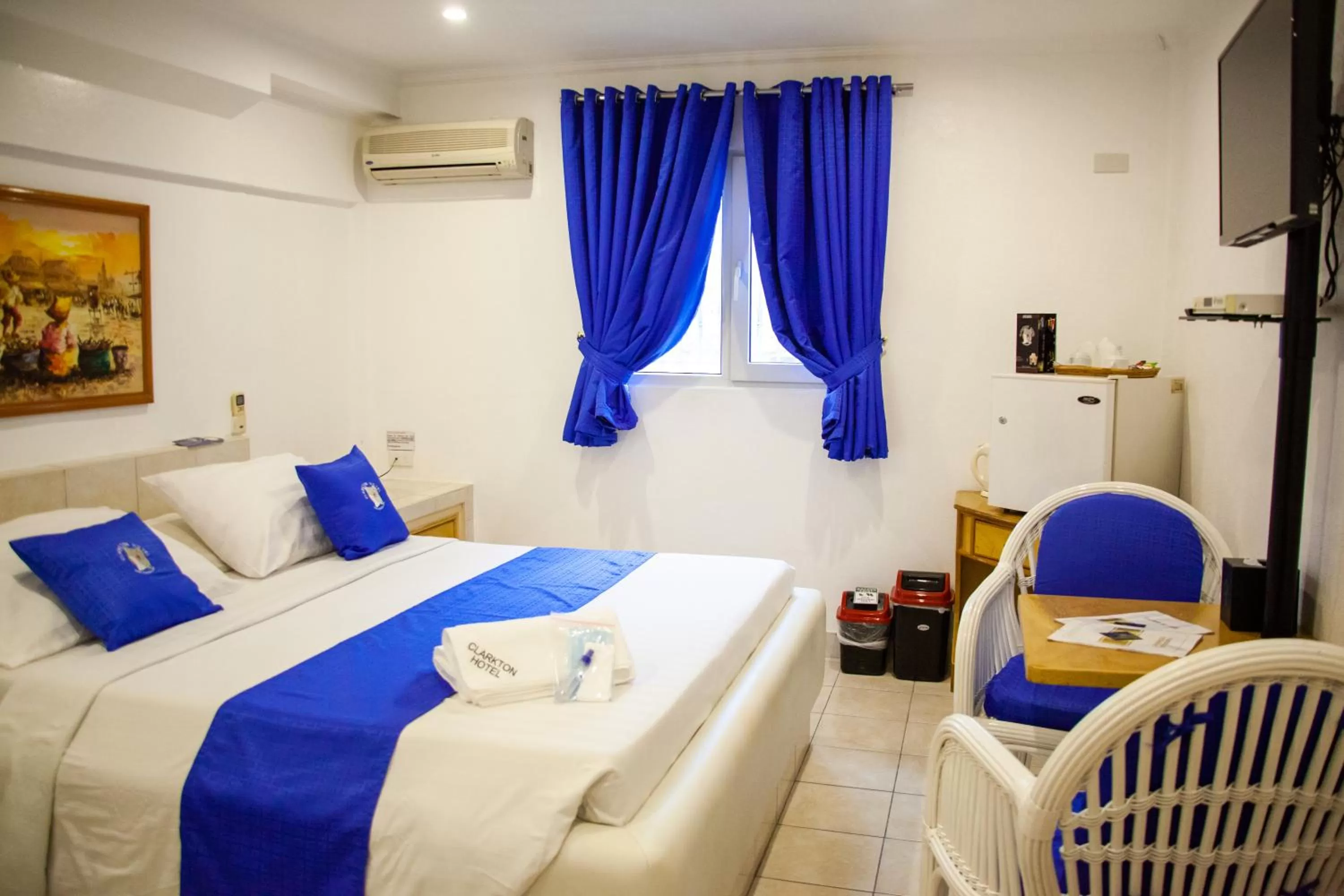 Bed in Clarkton Hotel Apartment