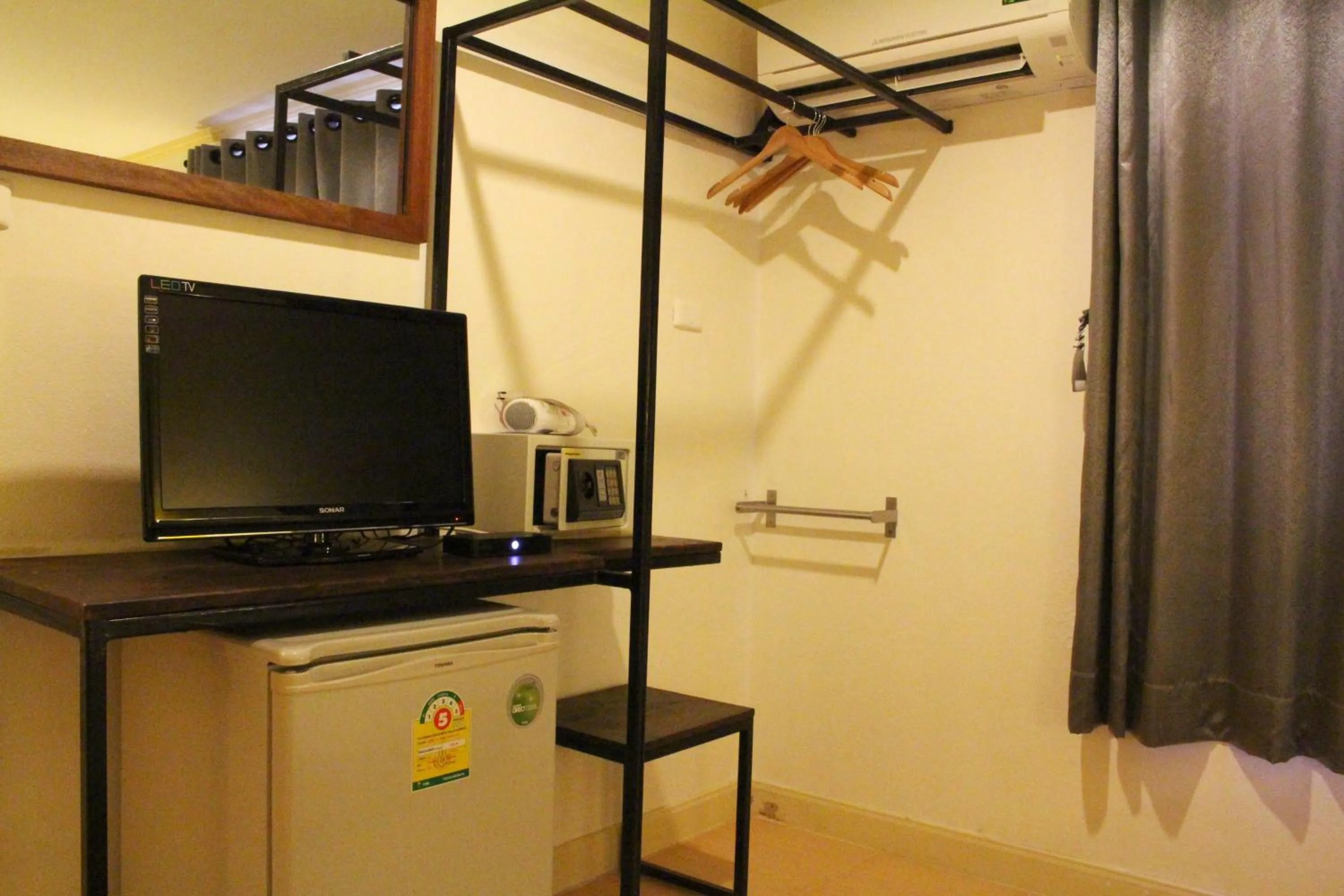 TV and multimedia in Lemonade Boutique Inn