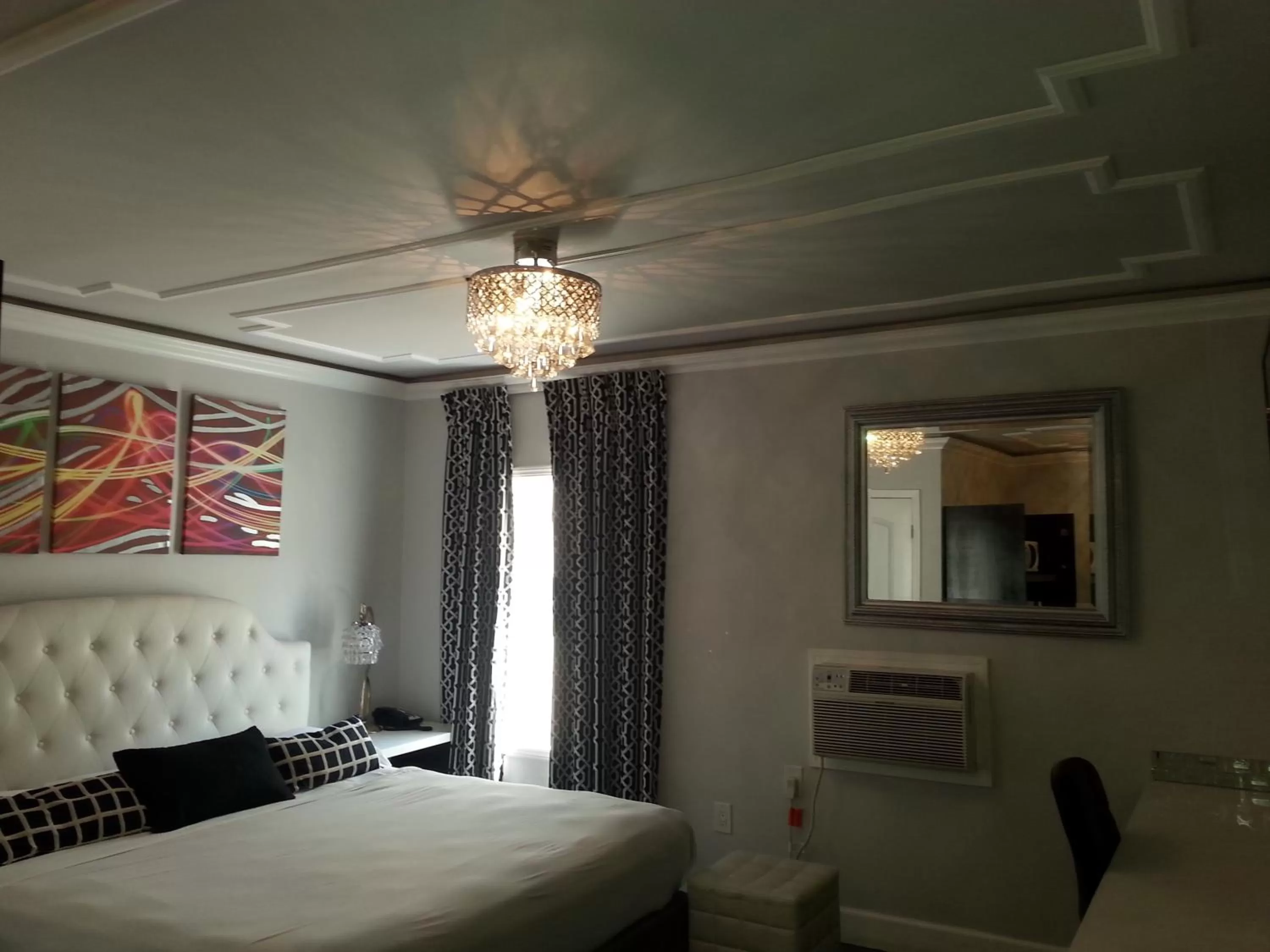 Bed in Hollywood VIP Hotel