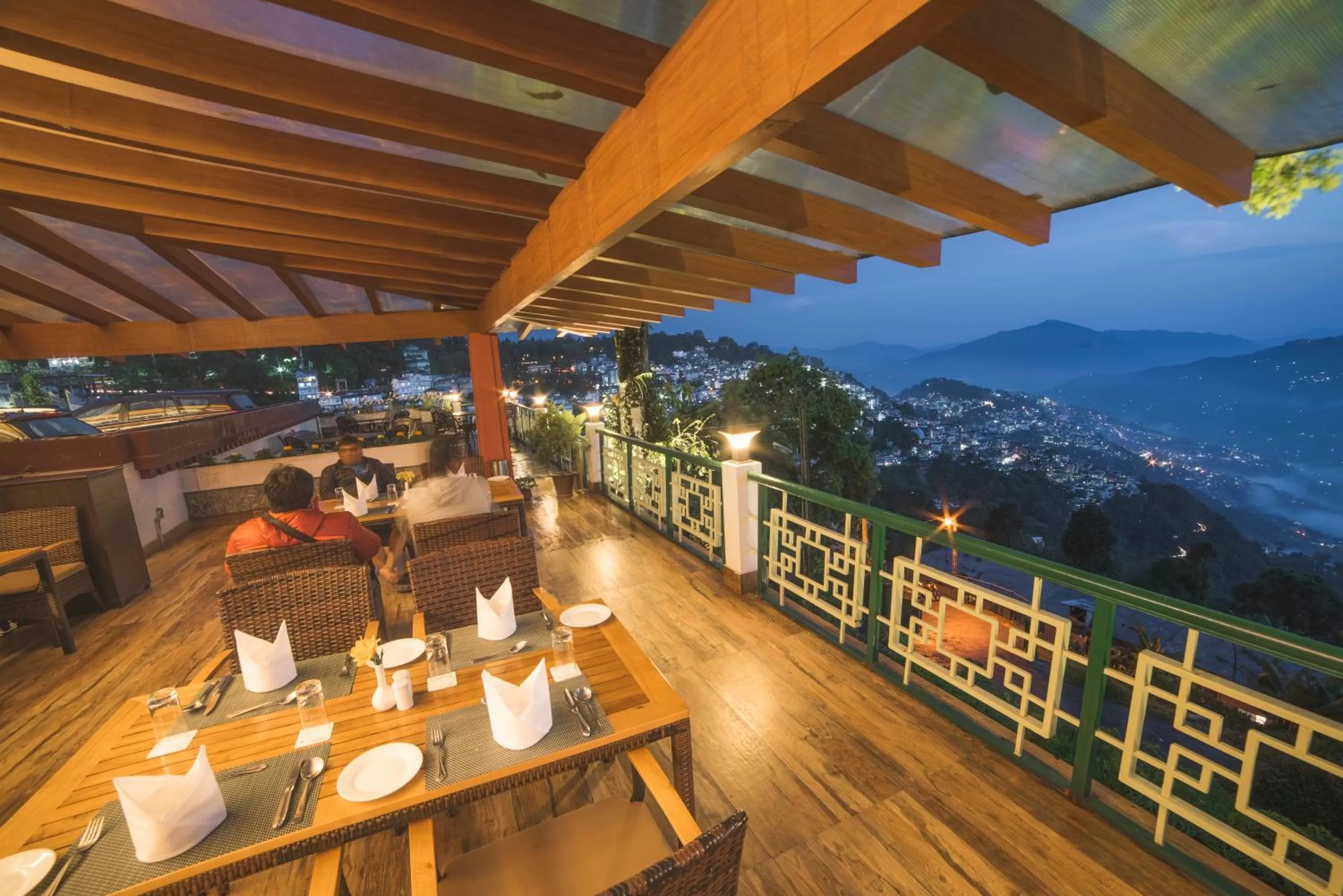 Restaurant/places to eat in Denzong Regency- Luxury Mountain Retreat Spa & Casino