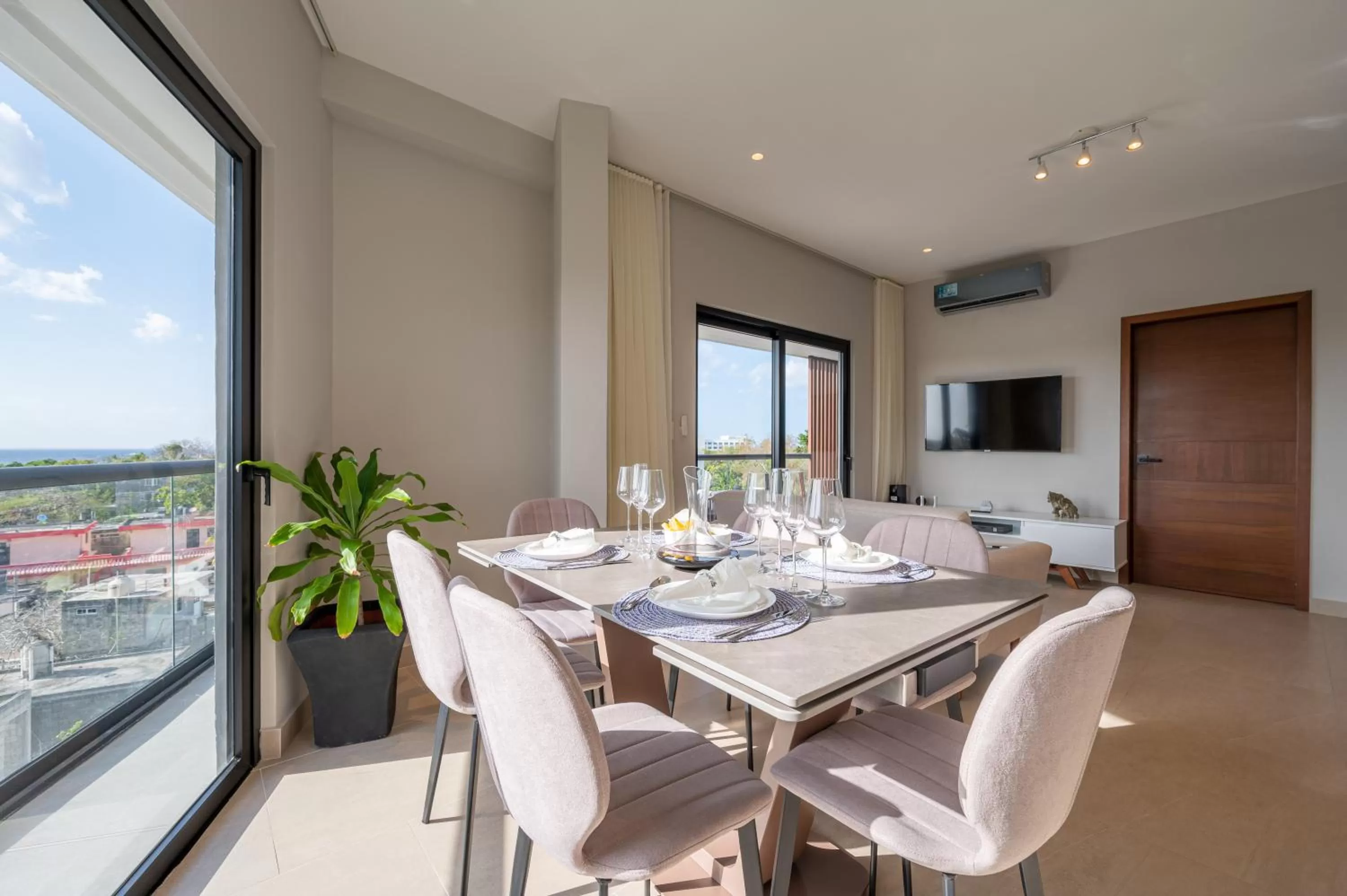 TV and multimedia in Kippal - Modern Oasis - ApartHotel