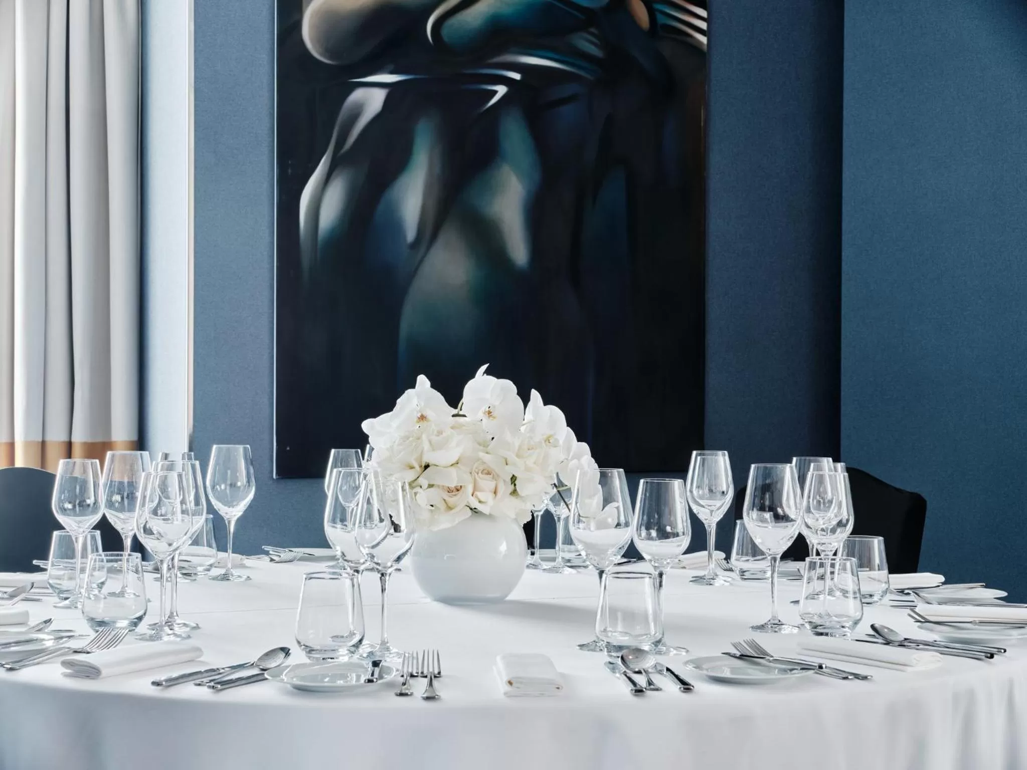 Meeting/conference room in InterContinental Warszawa by IHG