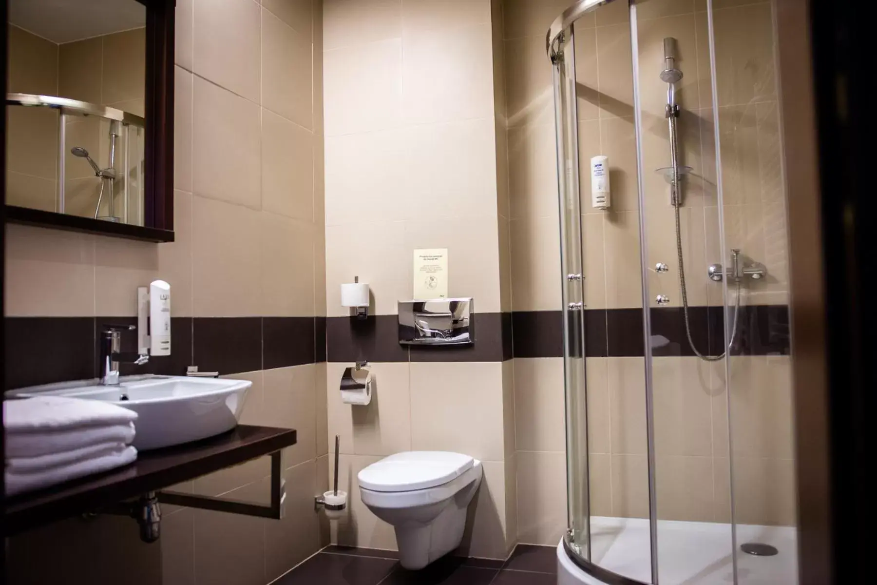 Standard Single Room in Hotel Nowy Dwór Elizy blisko Sky Bridge Standard Single Room in Hotel Nowy Dwór Elizy blisko Sky Bridge