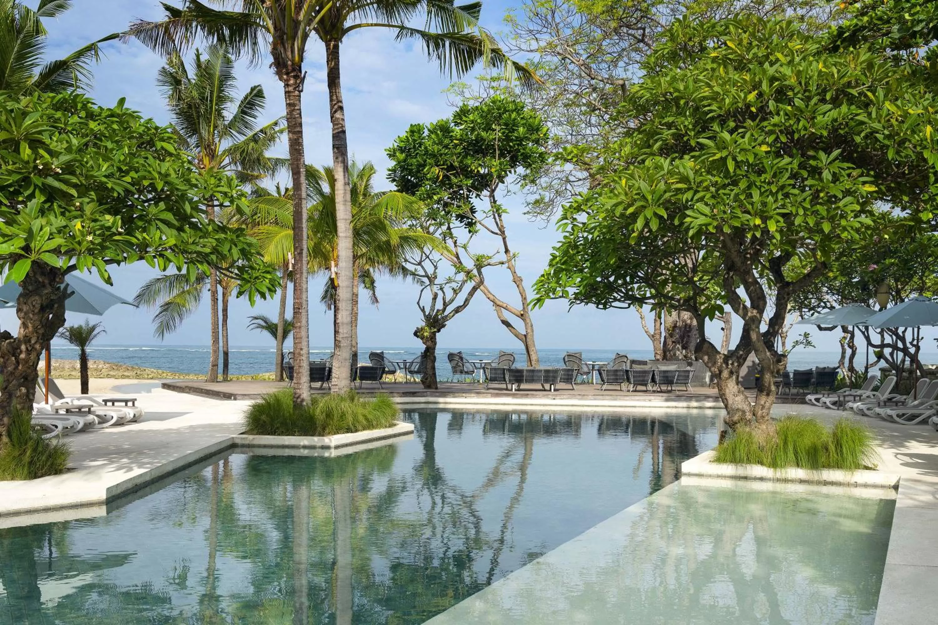 Swimming pool in The Anvaya Beach Resort Bali