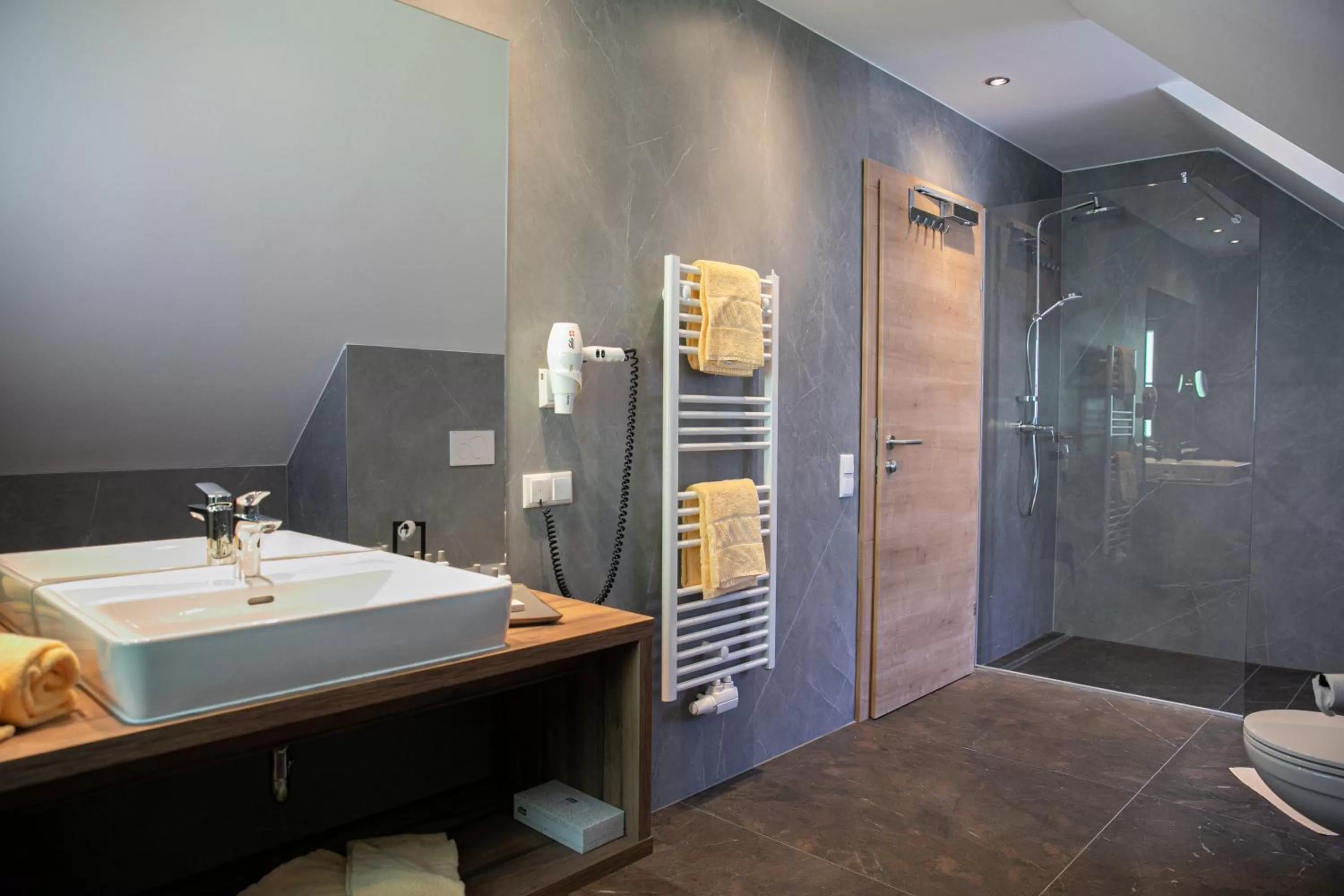 Bathroom in Weisses Lamm