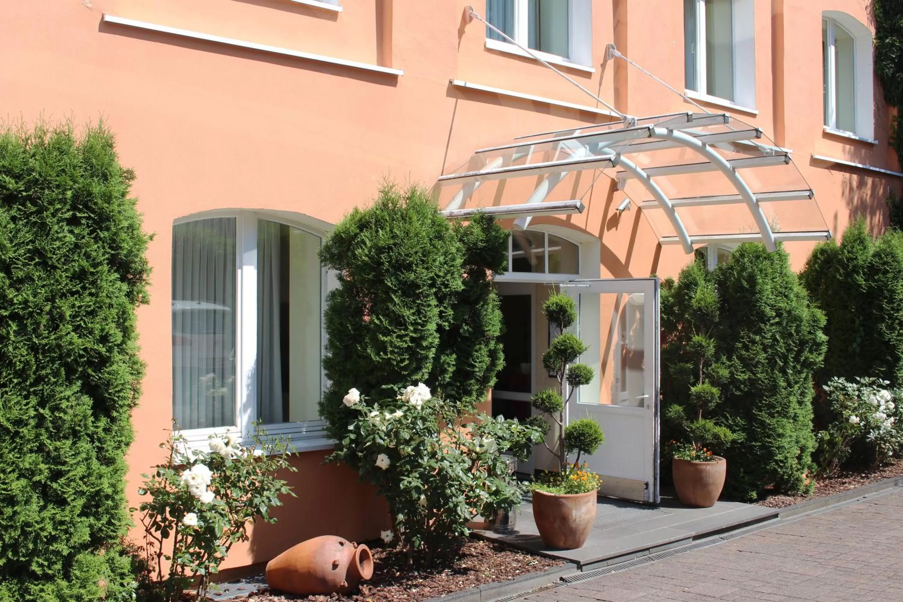 Facade/entrance in Hotel Am Mühlenteich