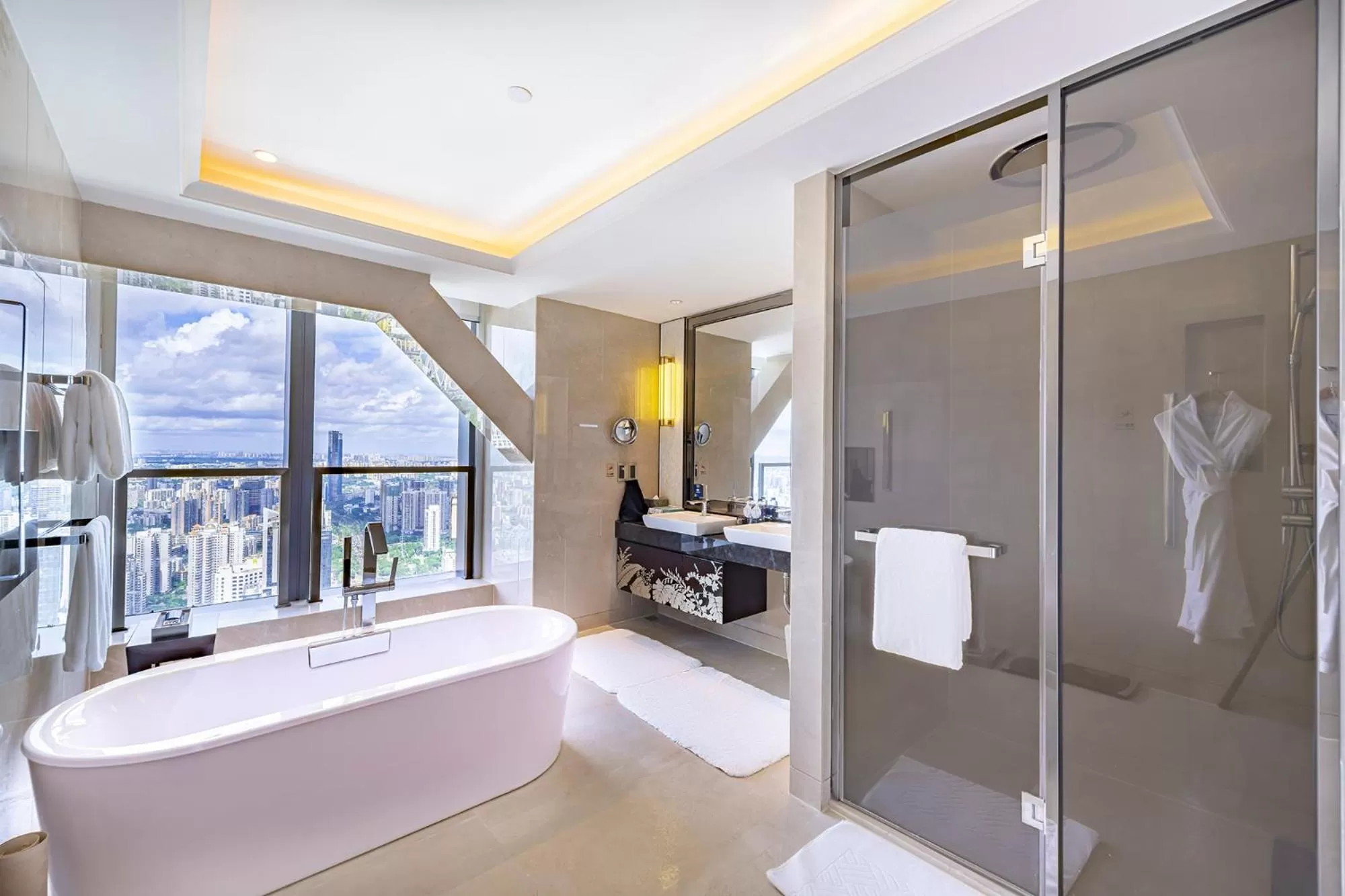 Bathroom in Hilton Haikou