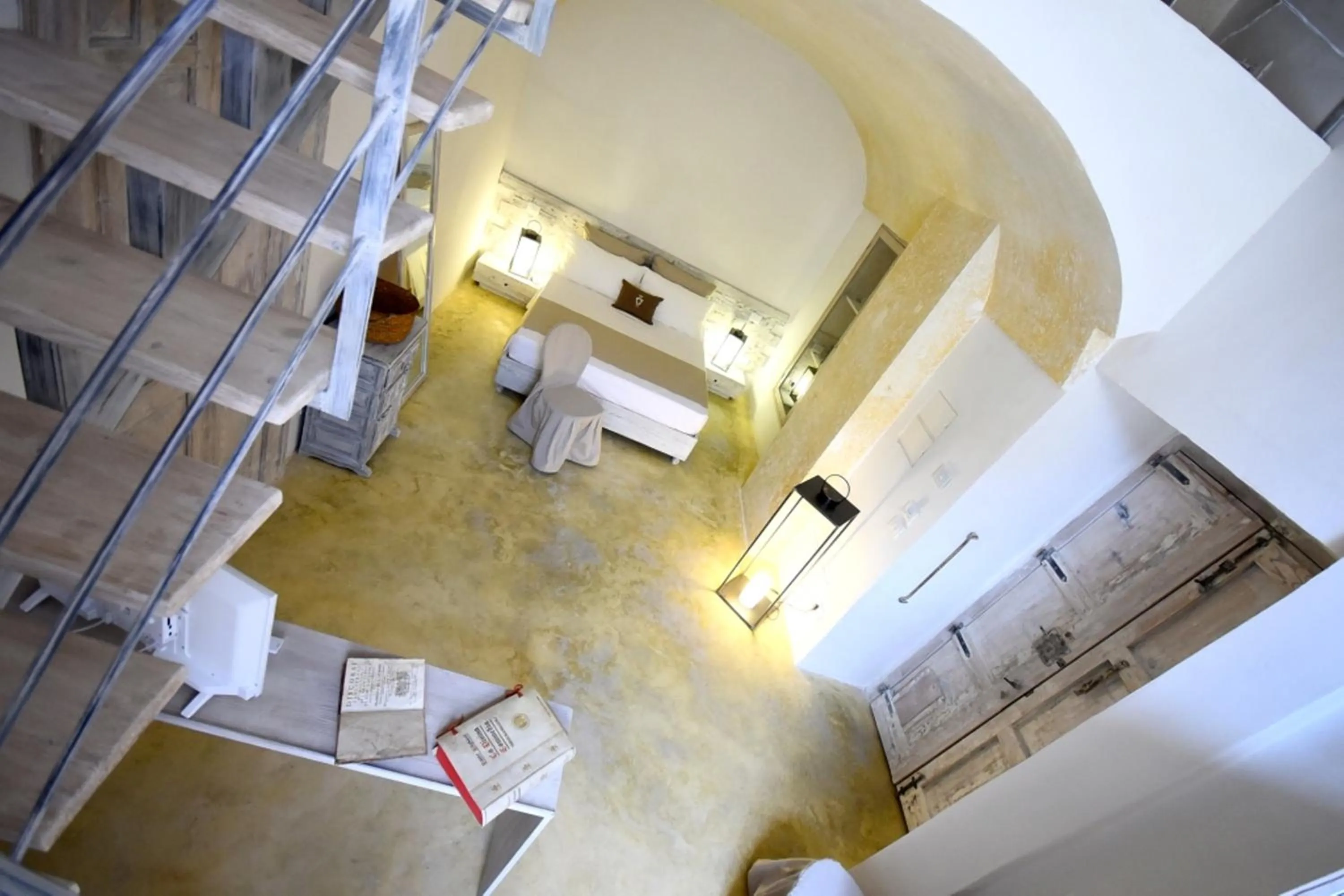 Bedroom in Palazzo Castriota