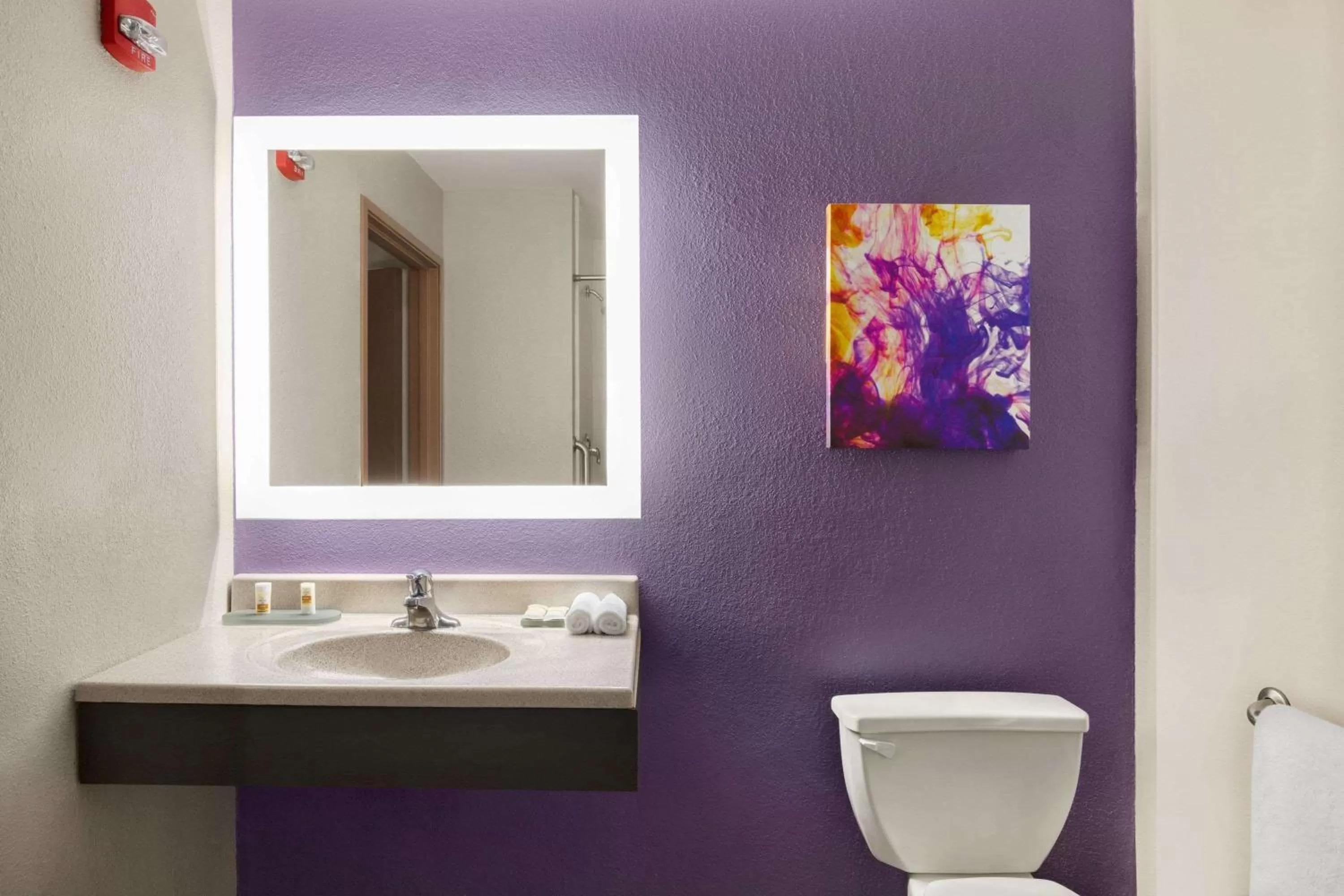 Shower in La Quinta by Wyndham Lackawanna