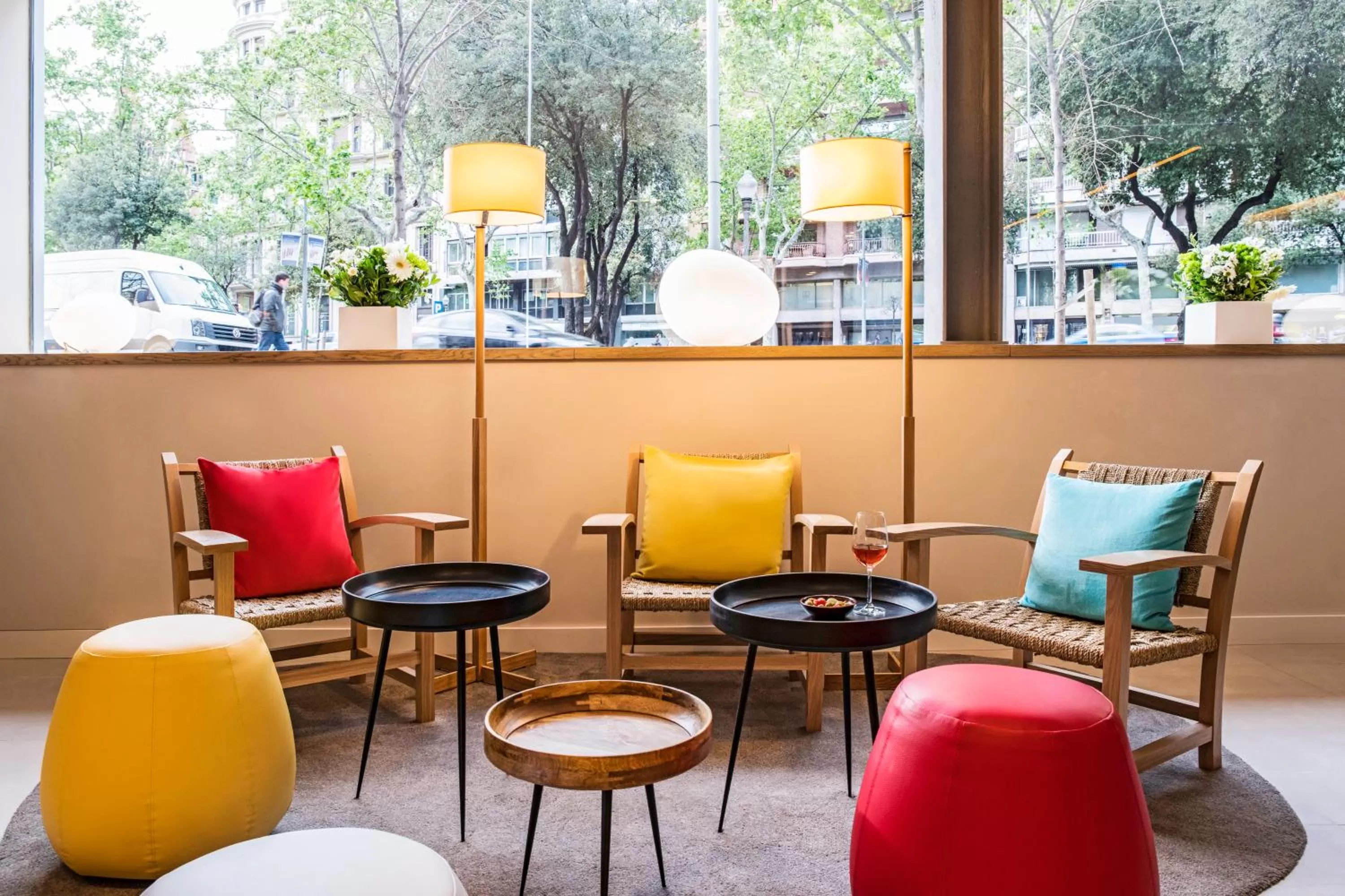 Lobby or reception in ibis Styles Barcelona Centre