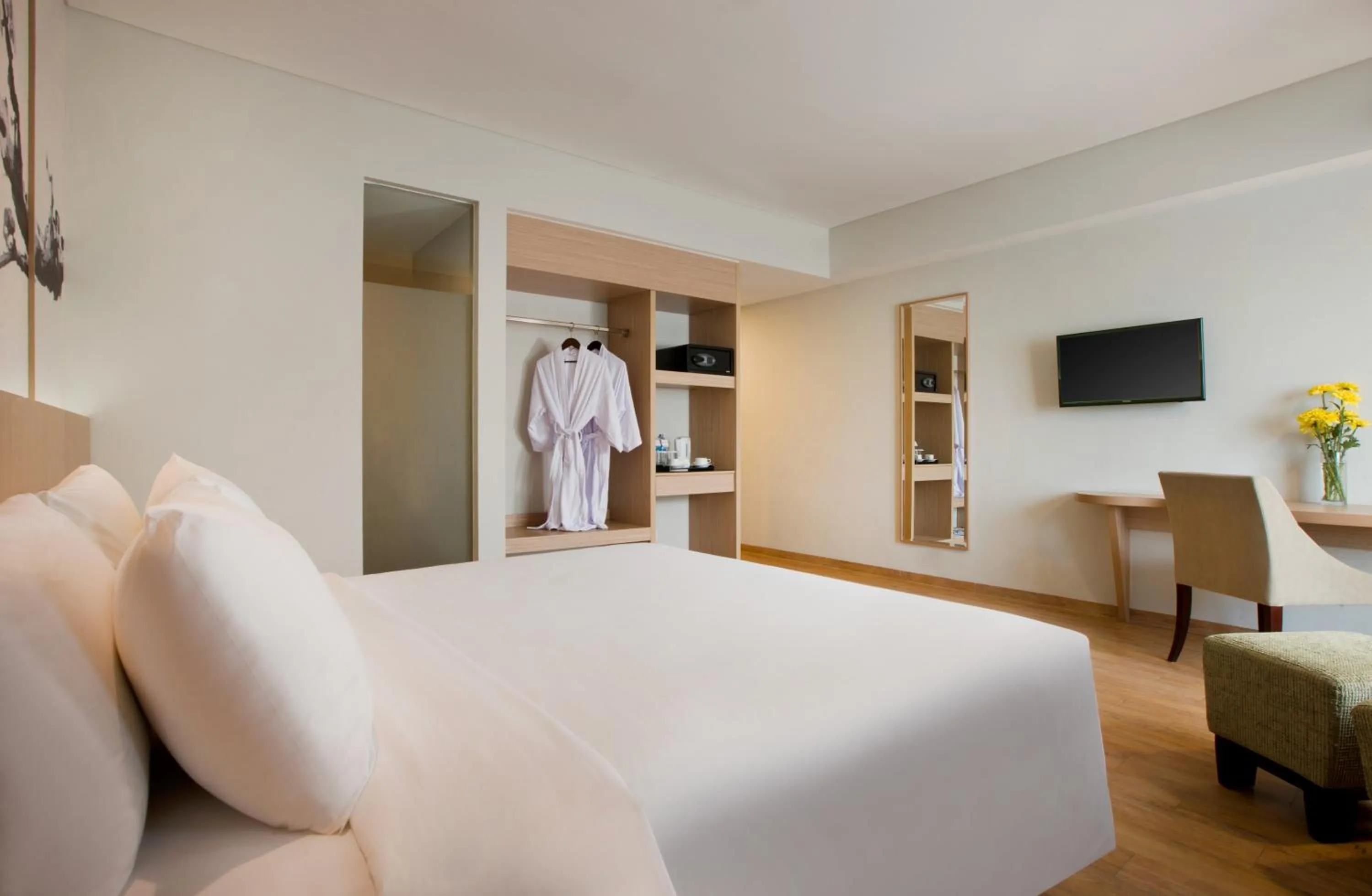 Bed in Hotel Santika Mega City Bekasi