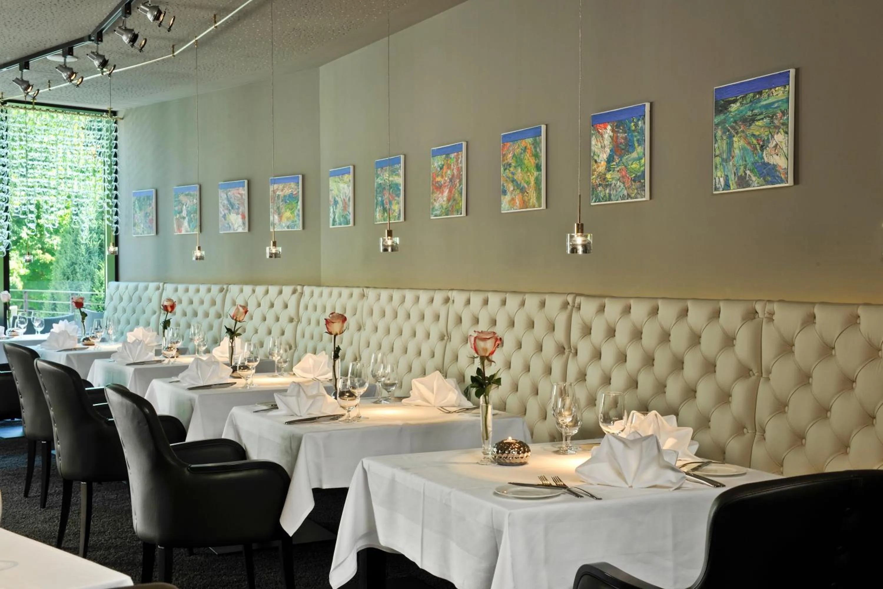 Restaurant/places to eat in Hotel Warmbaderhof