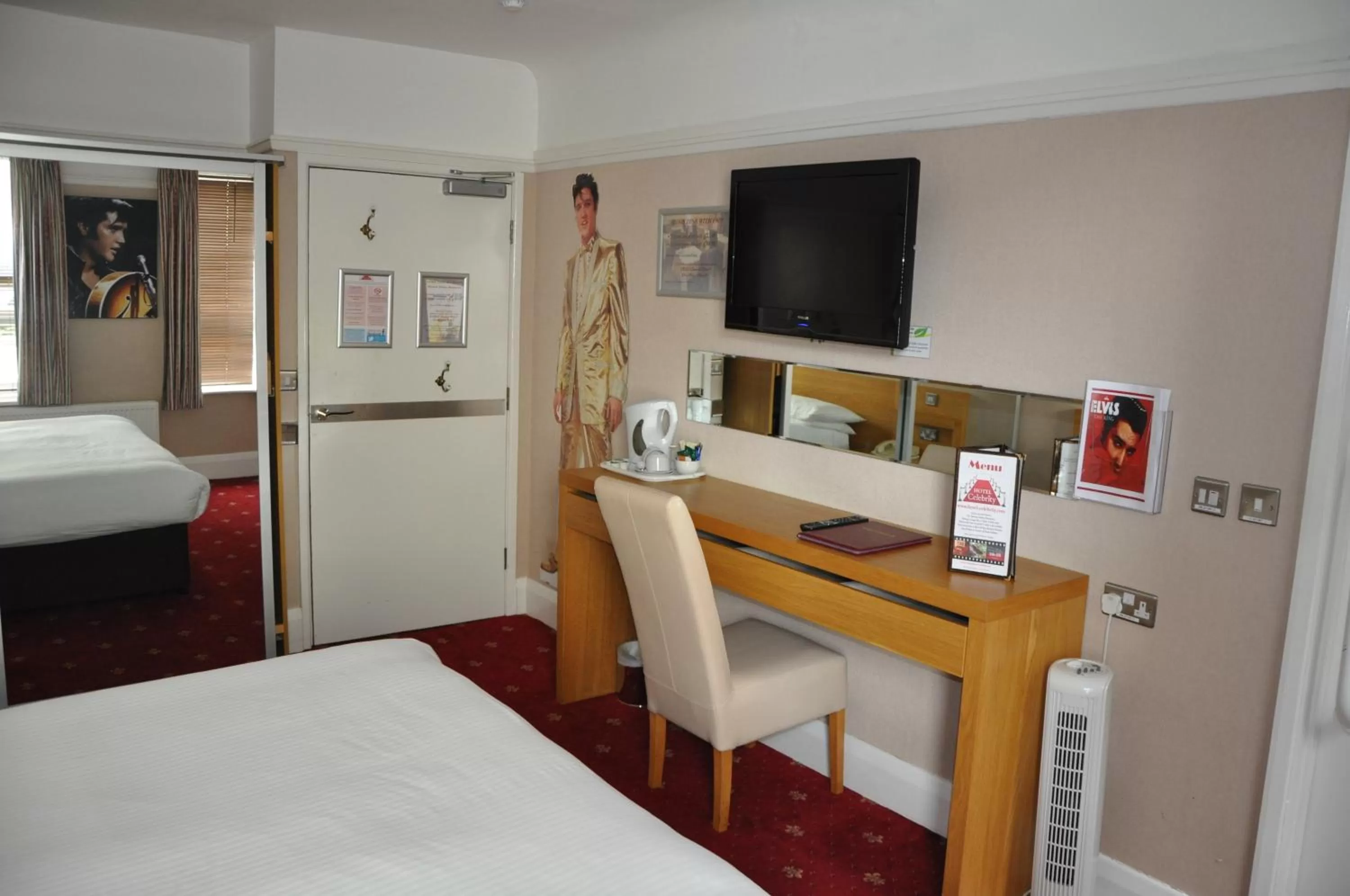 Photo of the whole room, Bed in Hotel Celebrity Bournemouth East Cliff by Villare hotels
