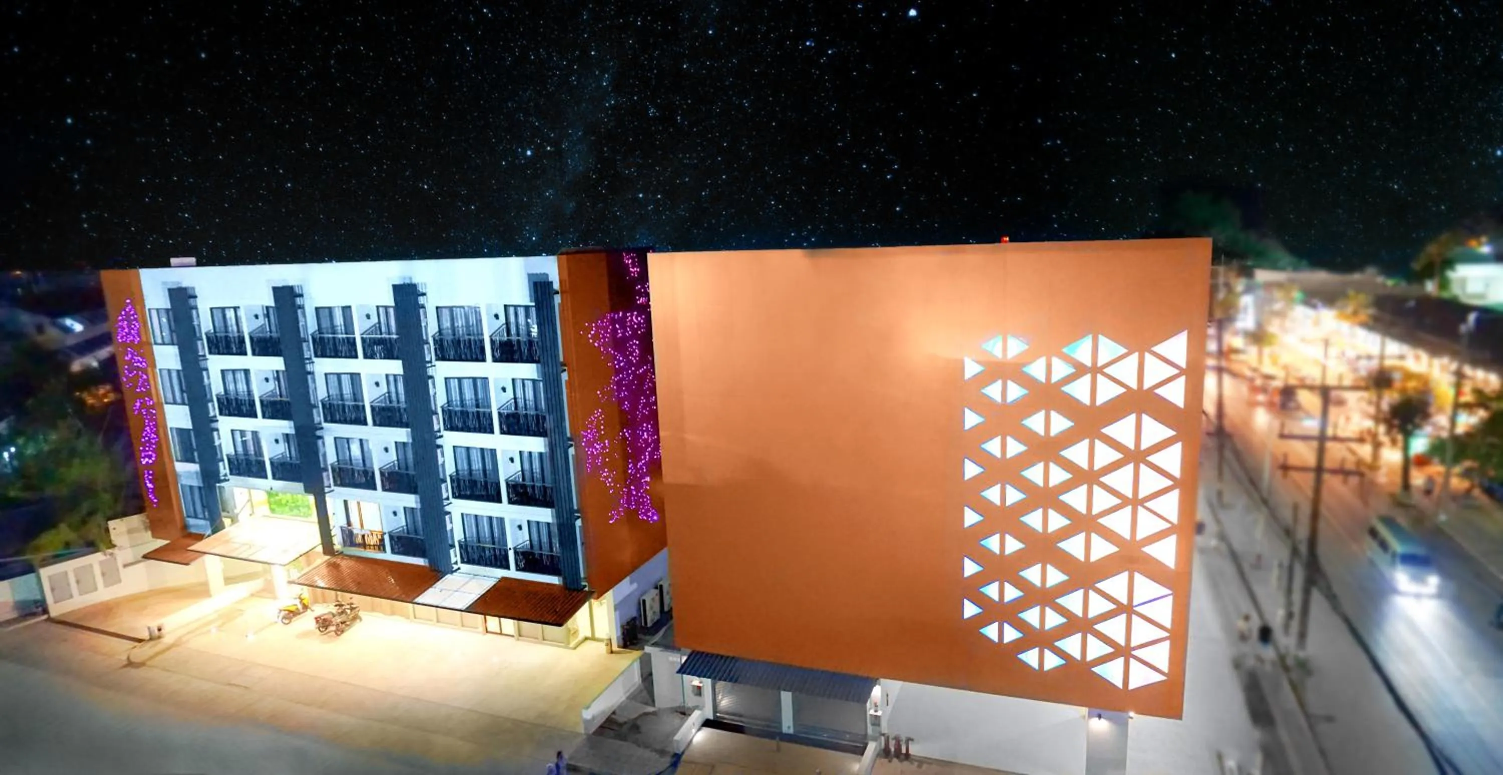 Bird's eye view in Phoenix Hotel Karon Beach