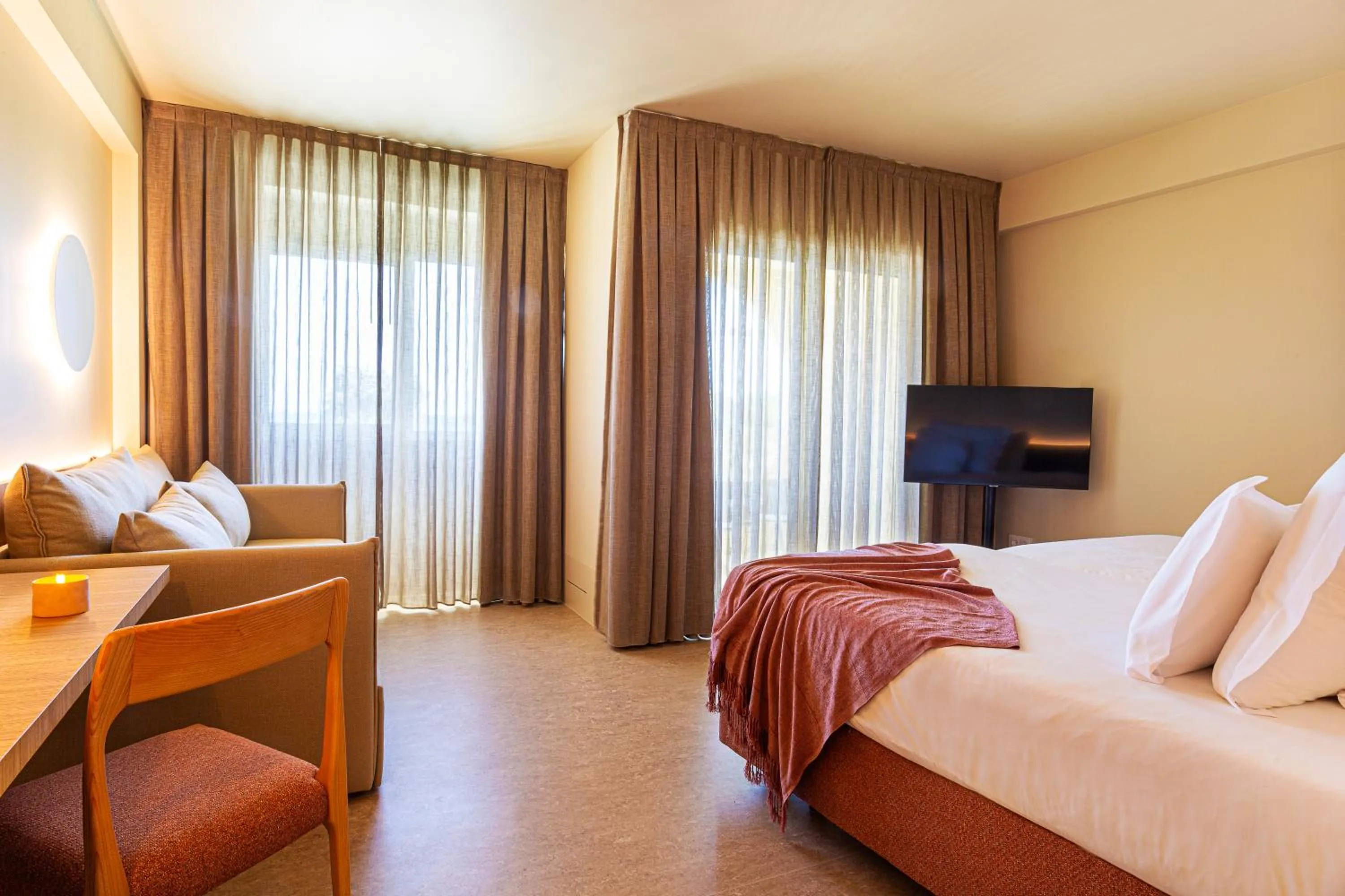 Bed in OZADI Altura Beach Resort - Eurotel Altura