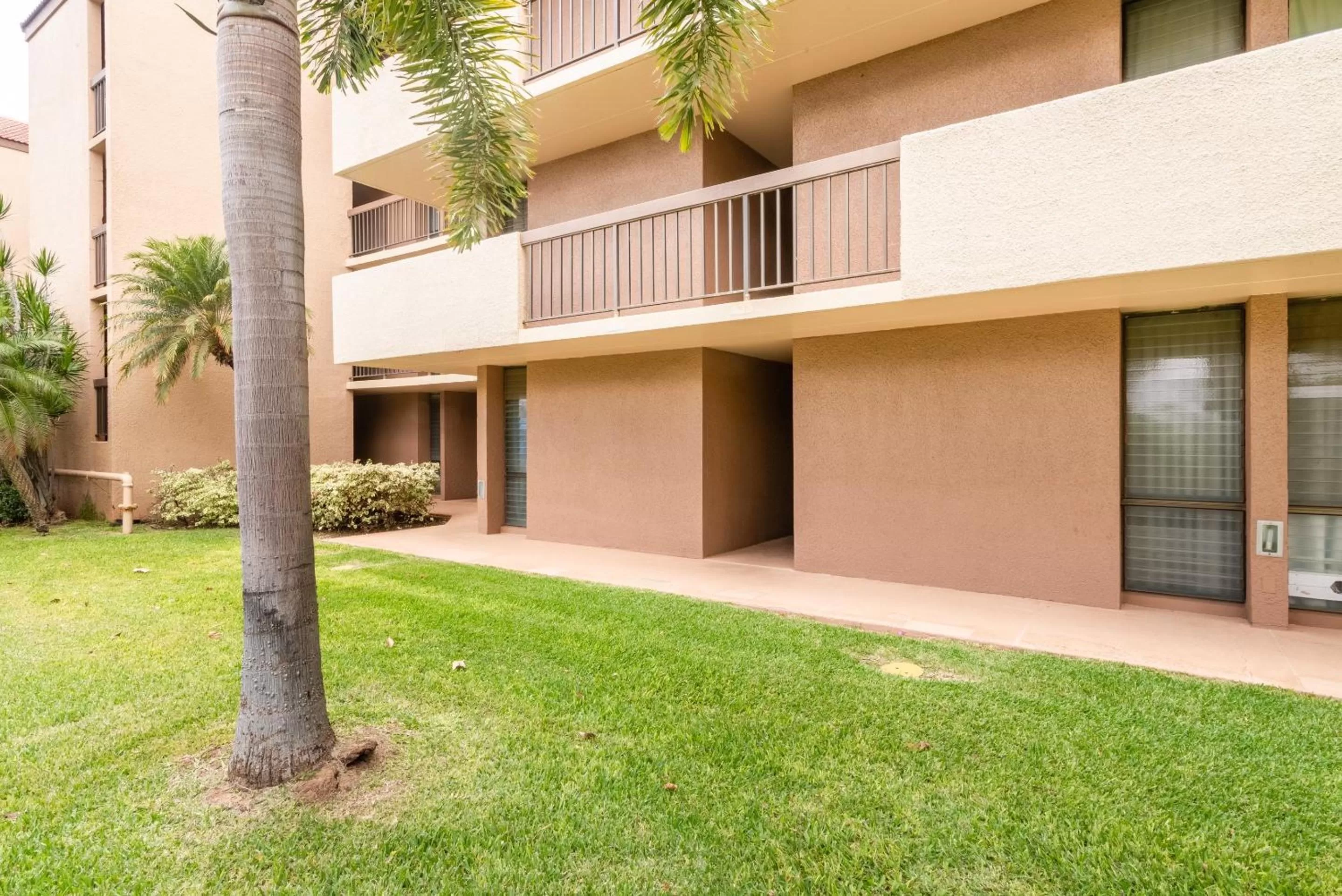 Garden in BeachFront Kihei Kai Nani - Maui Vista Deluxe Condos