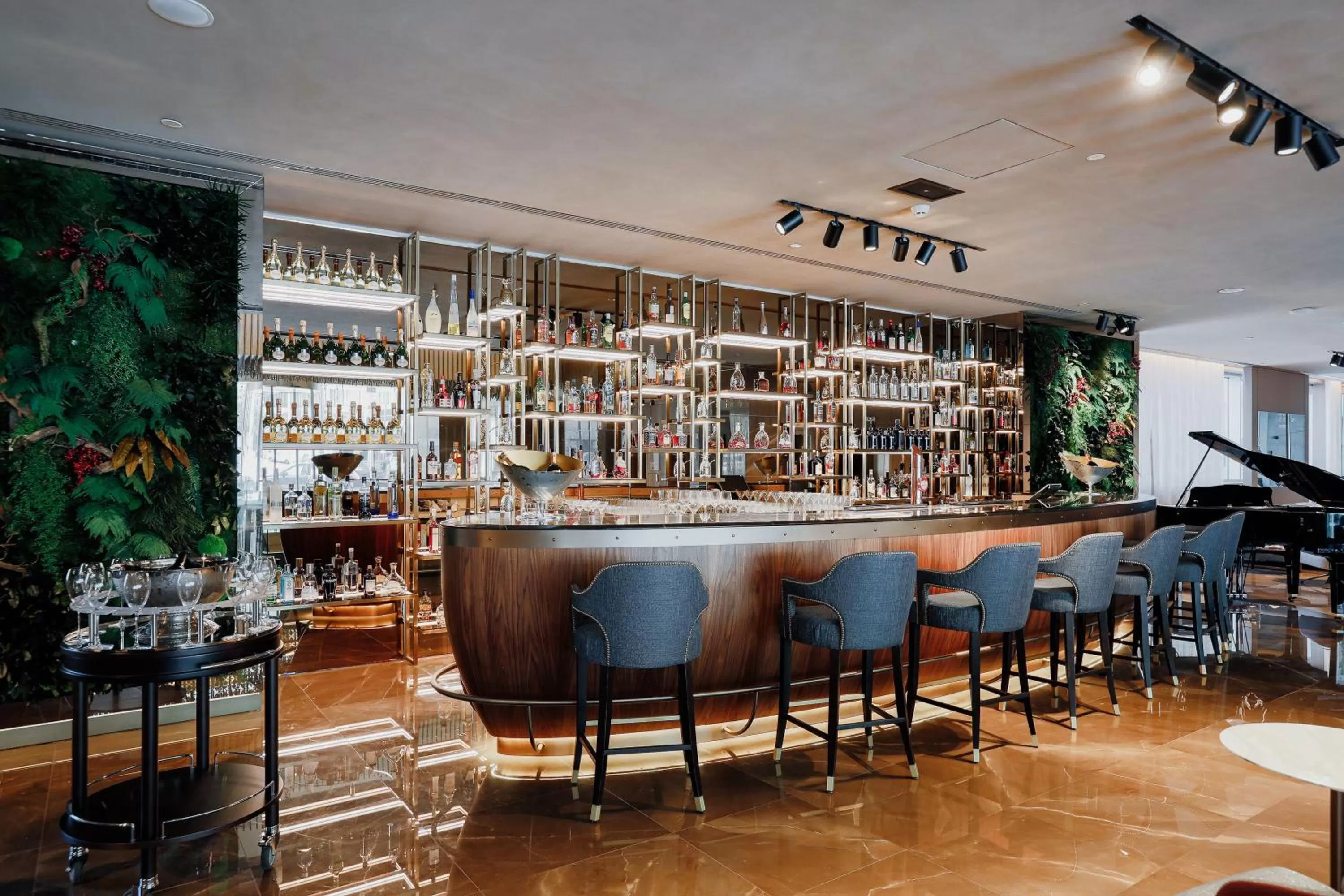 Lounge or bar in EPIC SANA Marquês Hotel