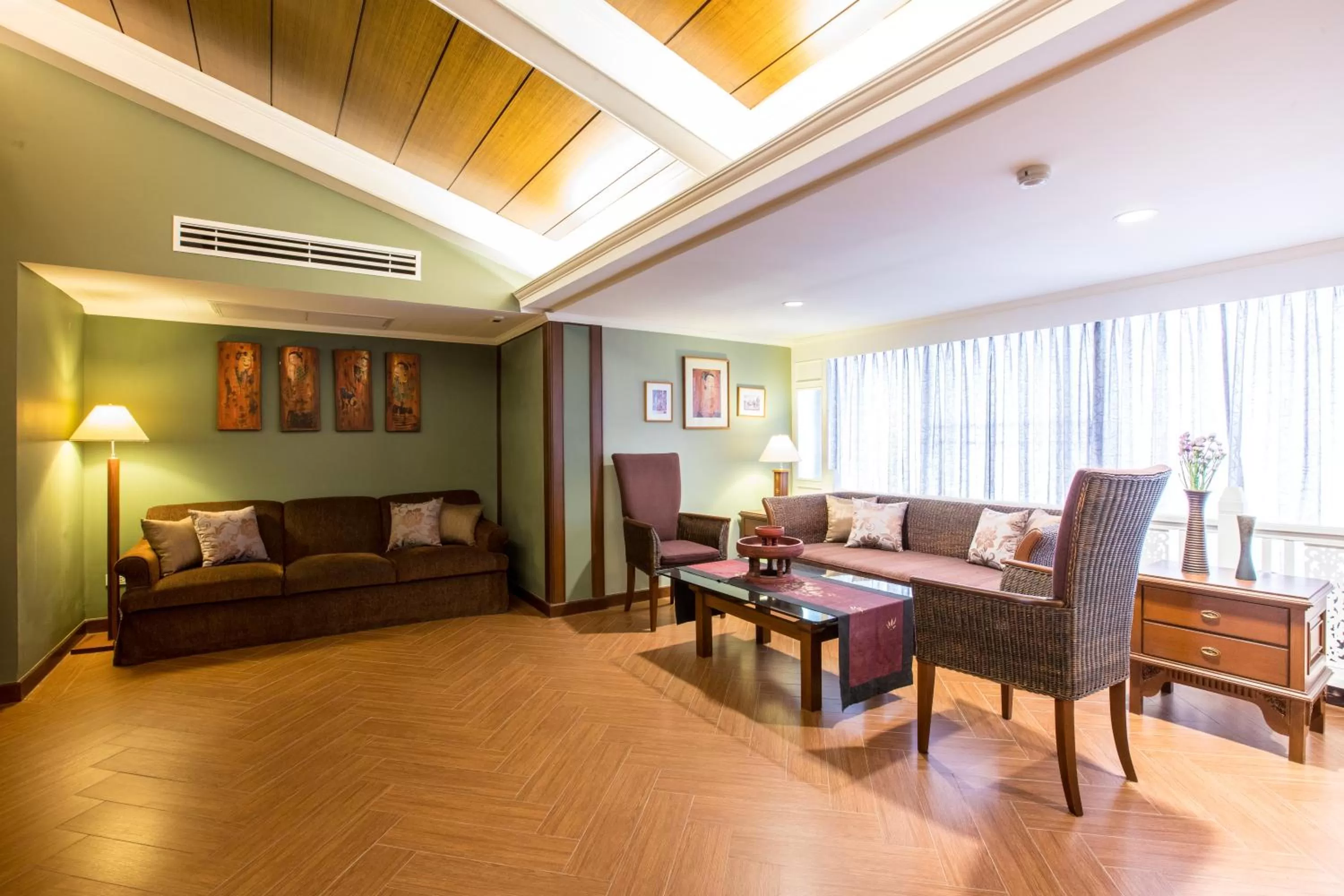 Living room in Viangbua Mansion