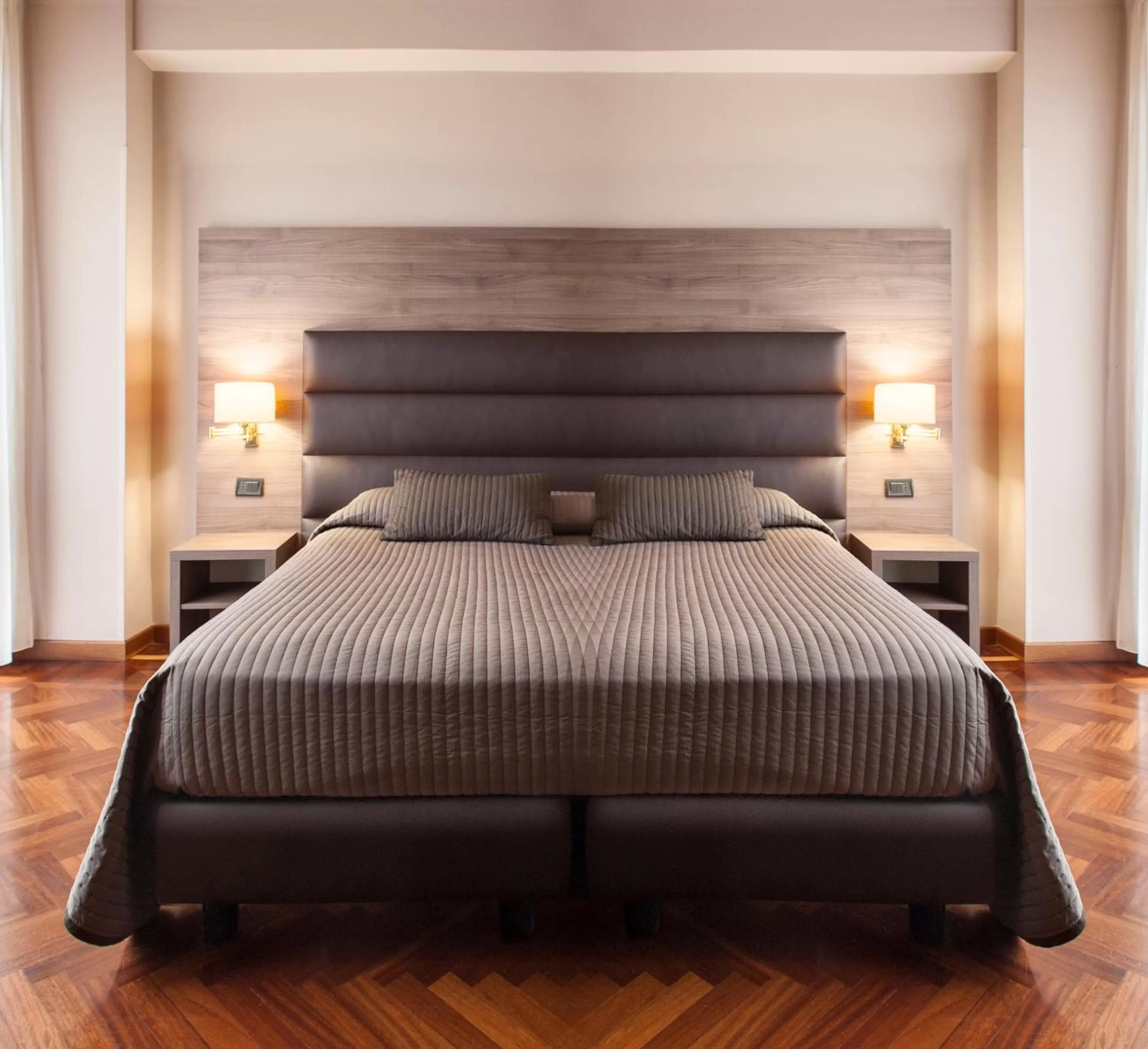 View (from property/room), Bed in Hotel San Giorgio