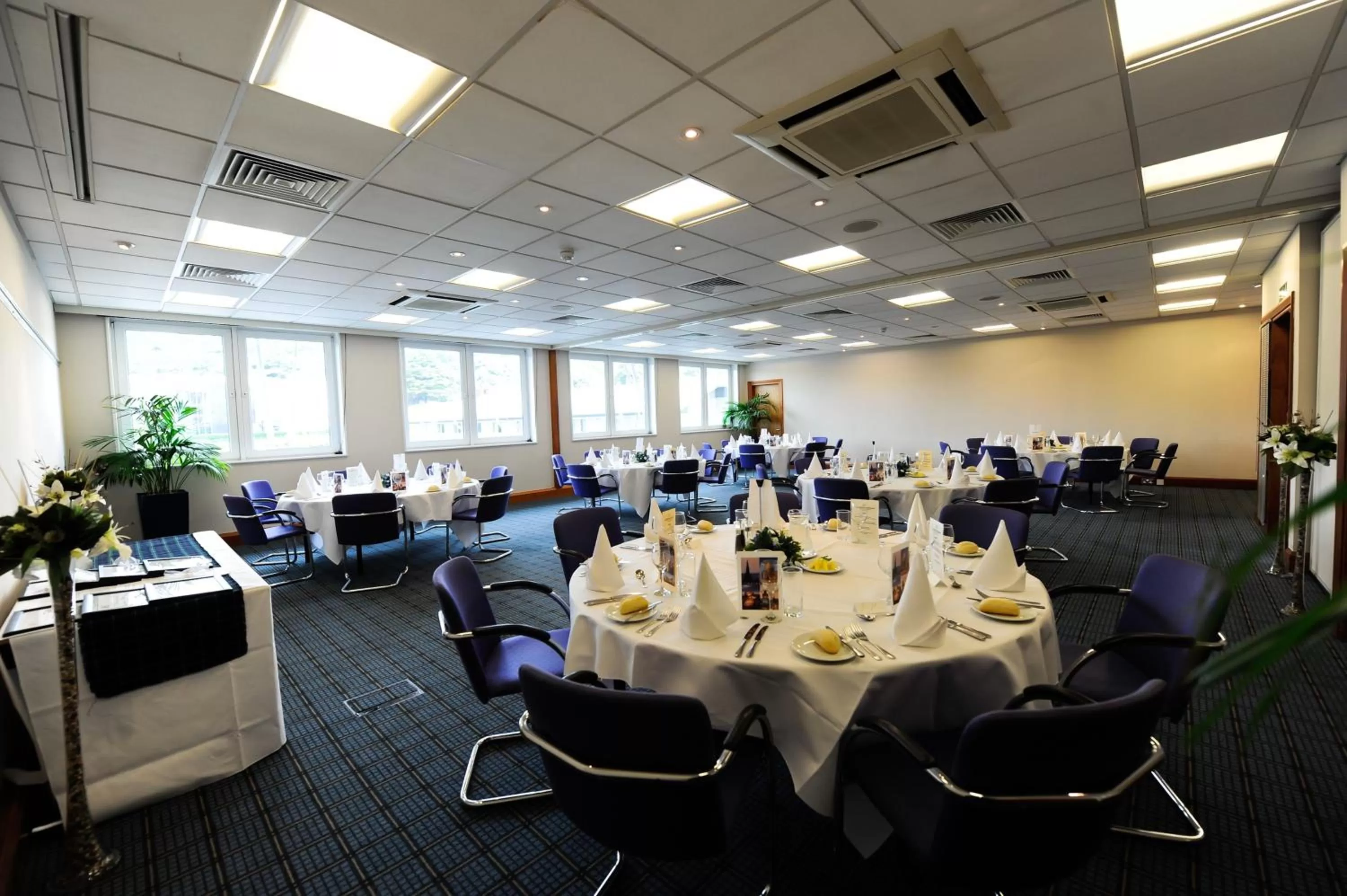 Banquet/Function facilities in Holiday Inn Edinburgh Zoo by IHG